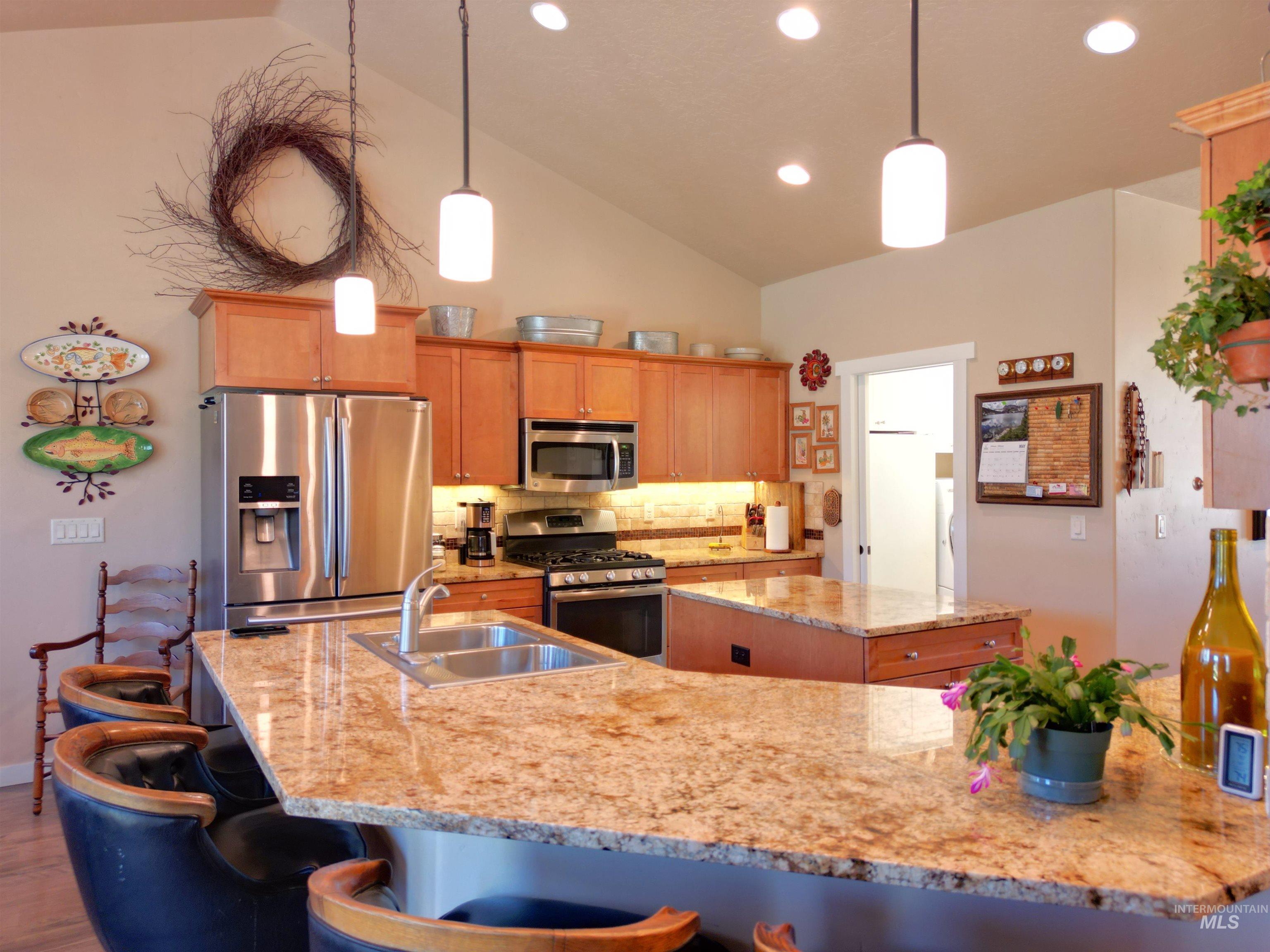 73 River Ranch Rd., Garden Valley, Idaho 83622, 3 Bedrooms, 3.5 Bathrooms, Residential For Sale, Price $1,200,000, 98987542