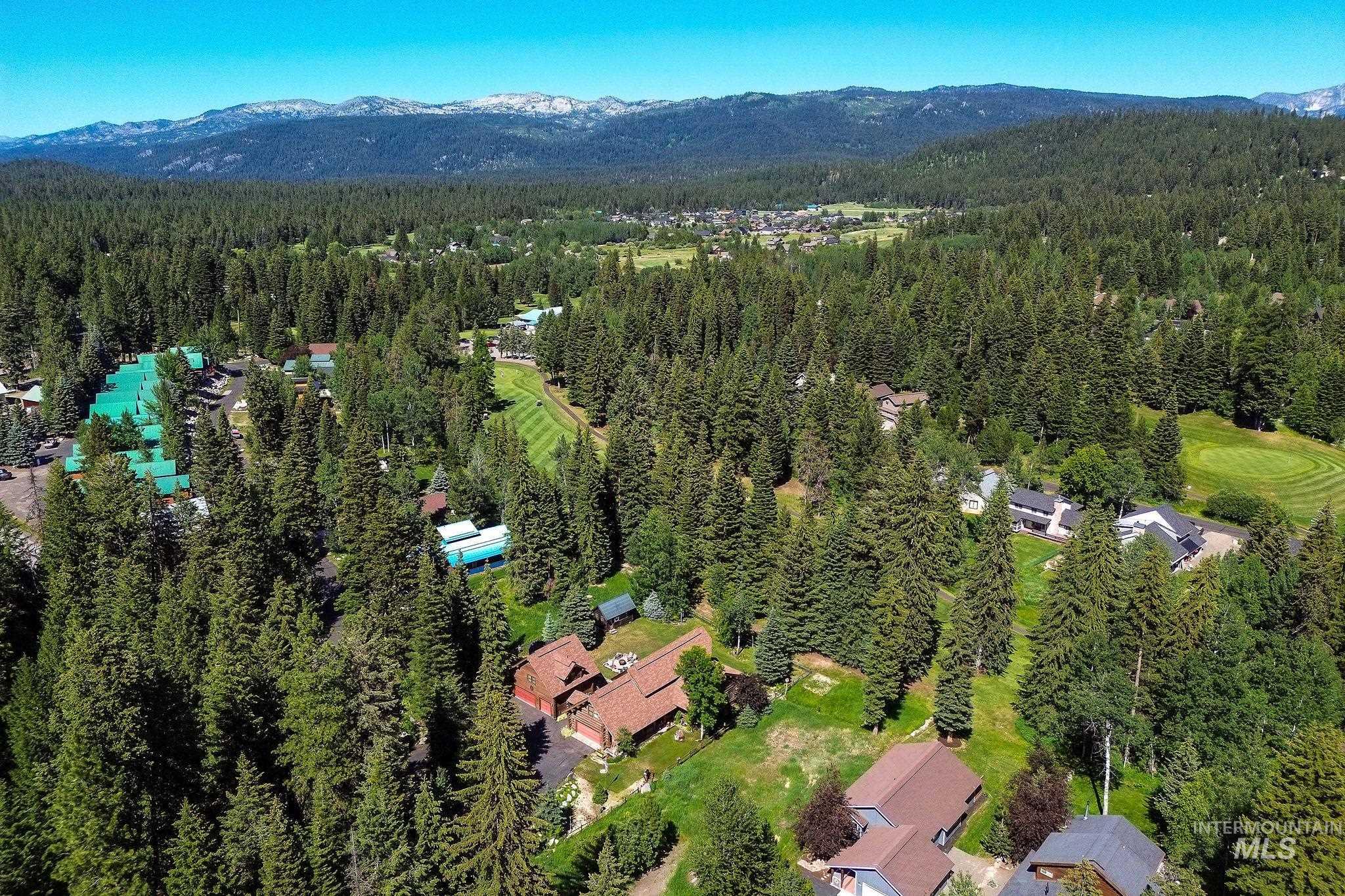 1345 Divot Ln, McCall, Idaho 83638, 4 Bedrooms, 4 Bathrooms, Residential For Sale, Price $1,999,000, 98987545