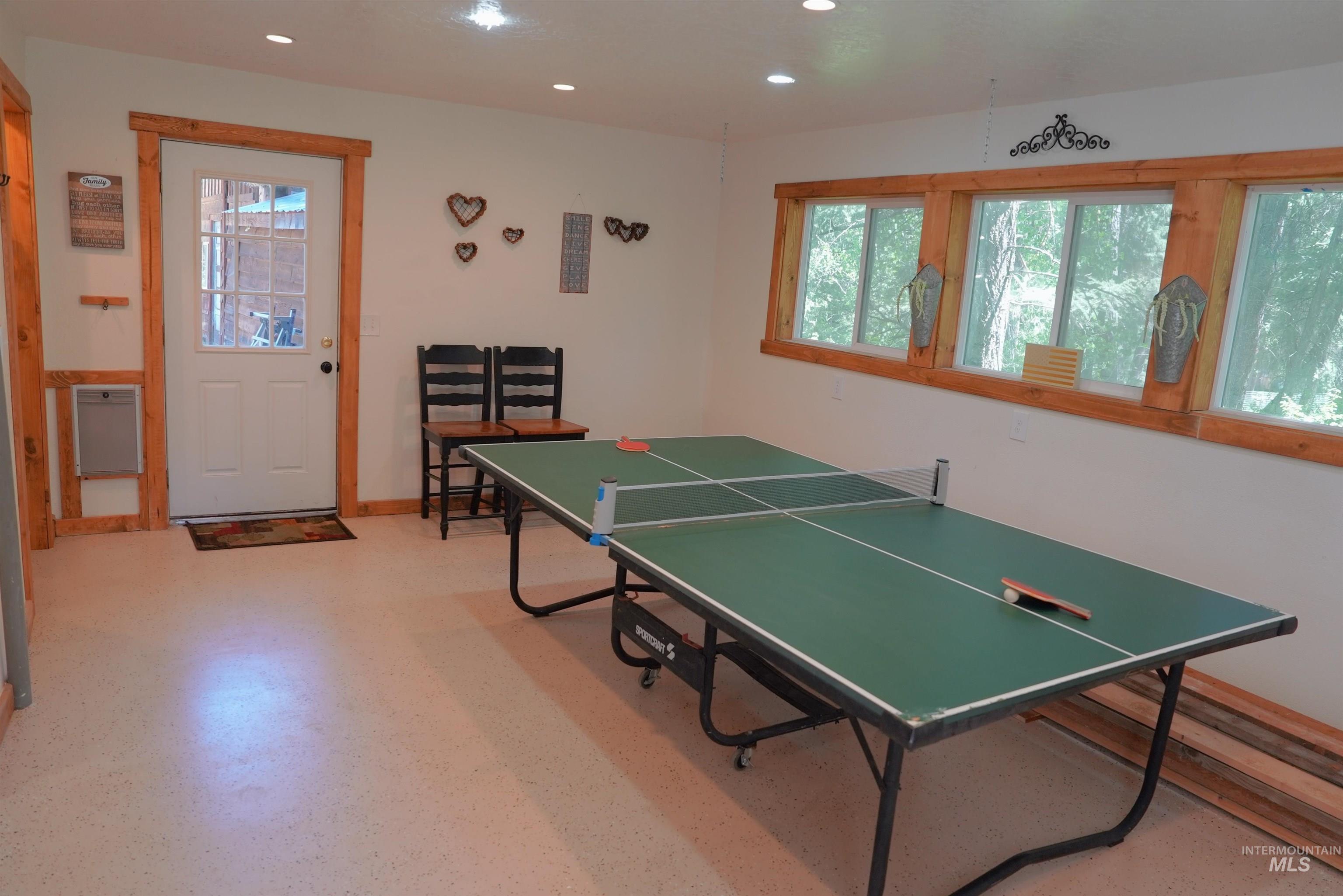 11 Valley View Way, Lowman, Idaho 83637, 3 Bedrooms, 2 Bathrooms, Residential For Sale, Price $499,000, 98987547