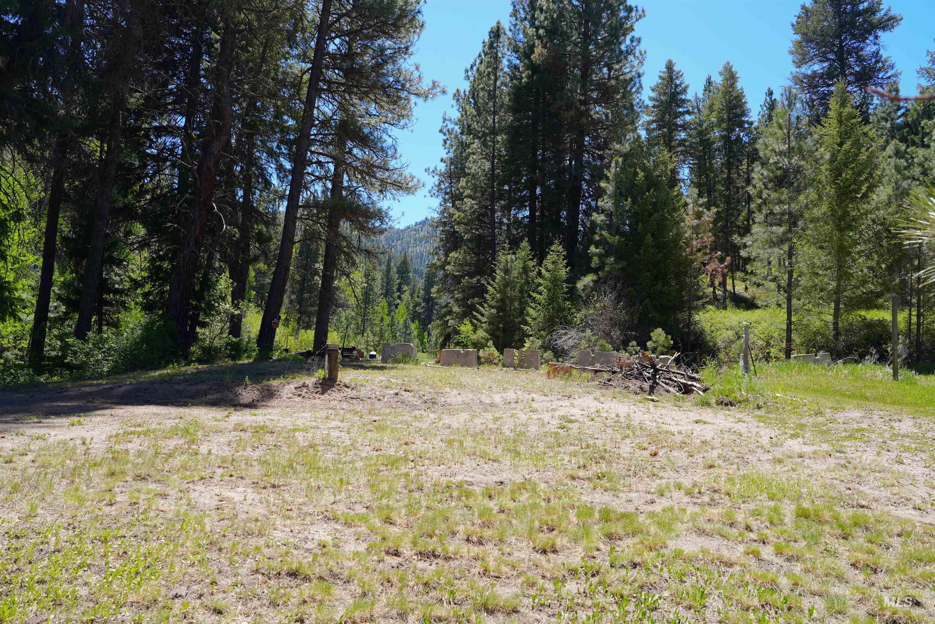 11 Valley View Way, Lowman, Idaho 83637, 3 Bedrooms, 2 Bathrooms, Residential For Sale, Price $499,000, 98987547