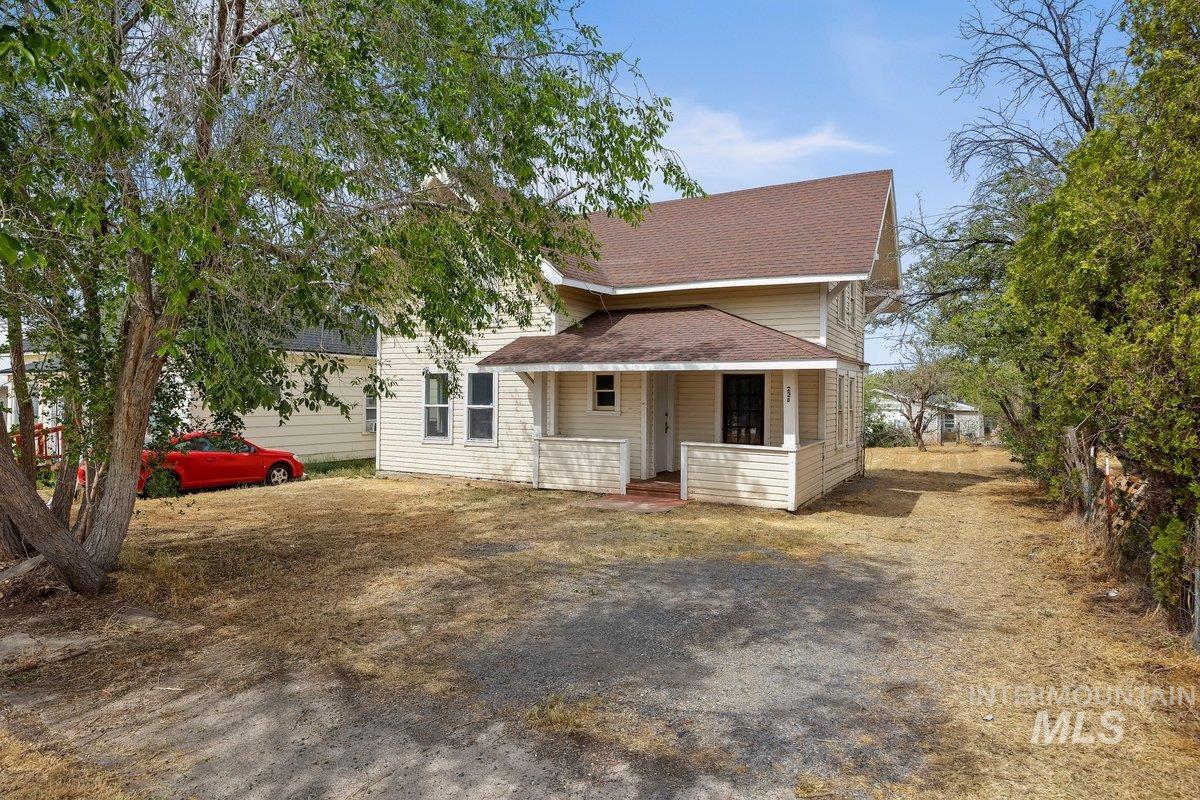 220 S 8th Ave, Buhl, Idaho 83316, 4 Bedrooms, 1 Bathroom, Residential For Sale, Price $239,000, 98987548