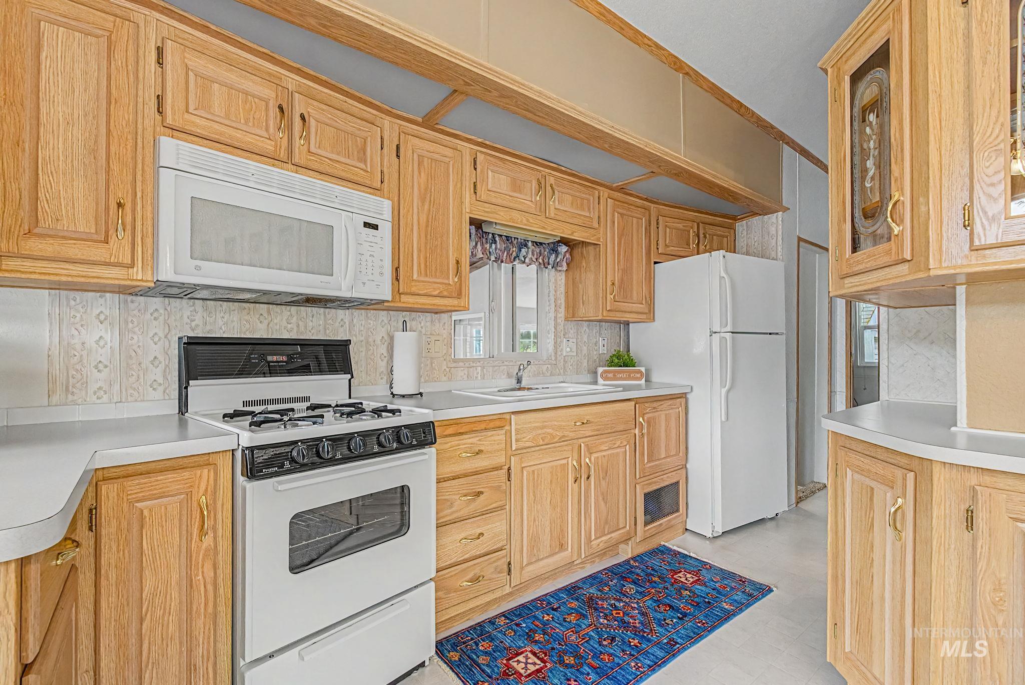 514 Sawyer St, Cascade, Idaho 83611, 2 Bedrooms, 1 Bathroom, Residential For Sale, Price $250,000, 98987549