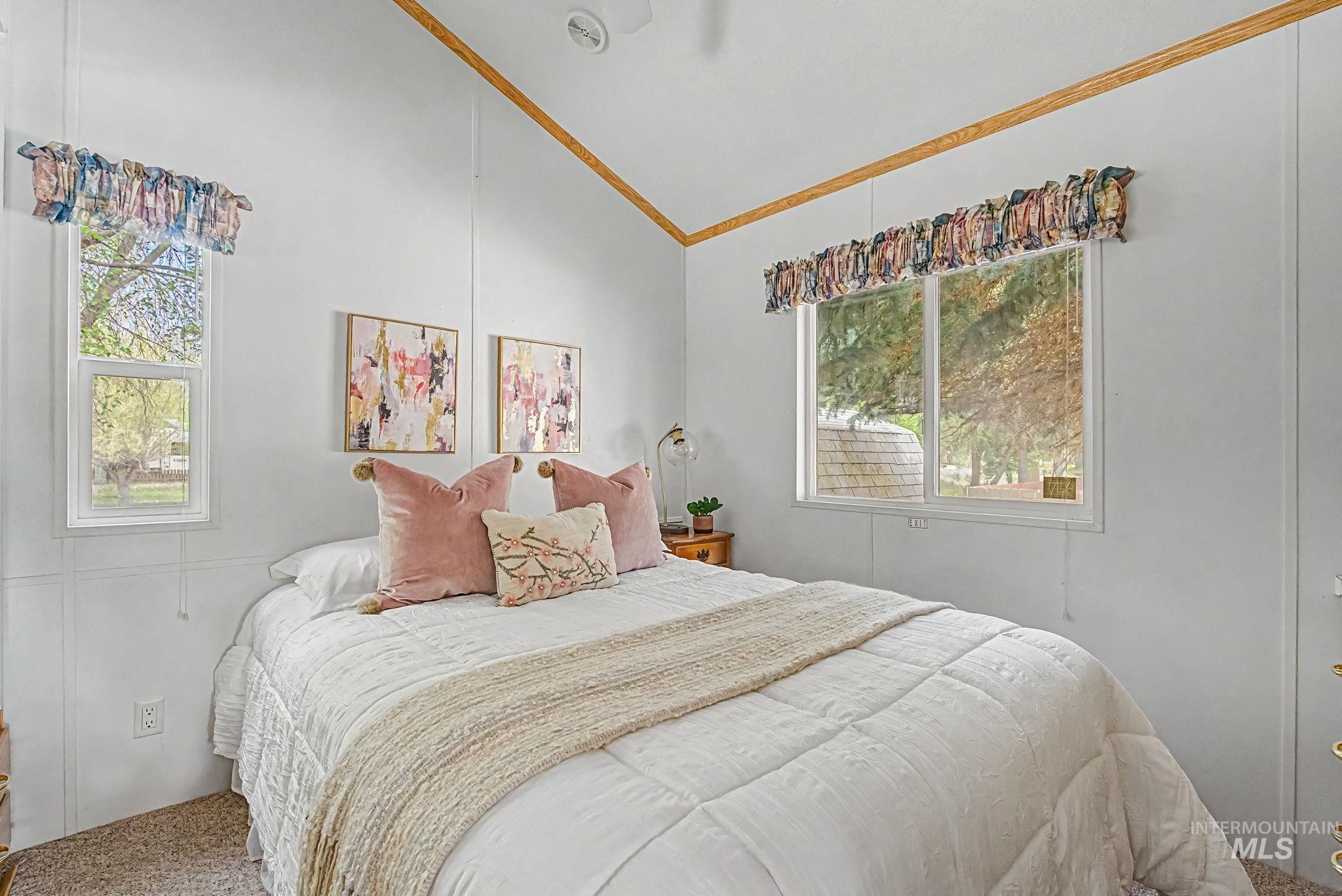 514 Sawyer St, Cascade, Idaho 83611, 2 Bedrooms, 1 Bathroom, Residential For Sale, Price $250,000, 98987549