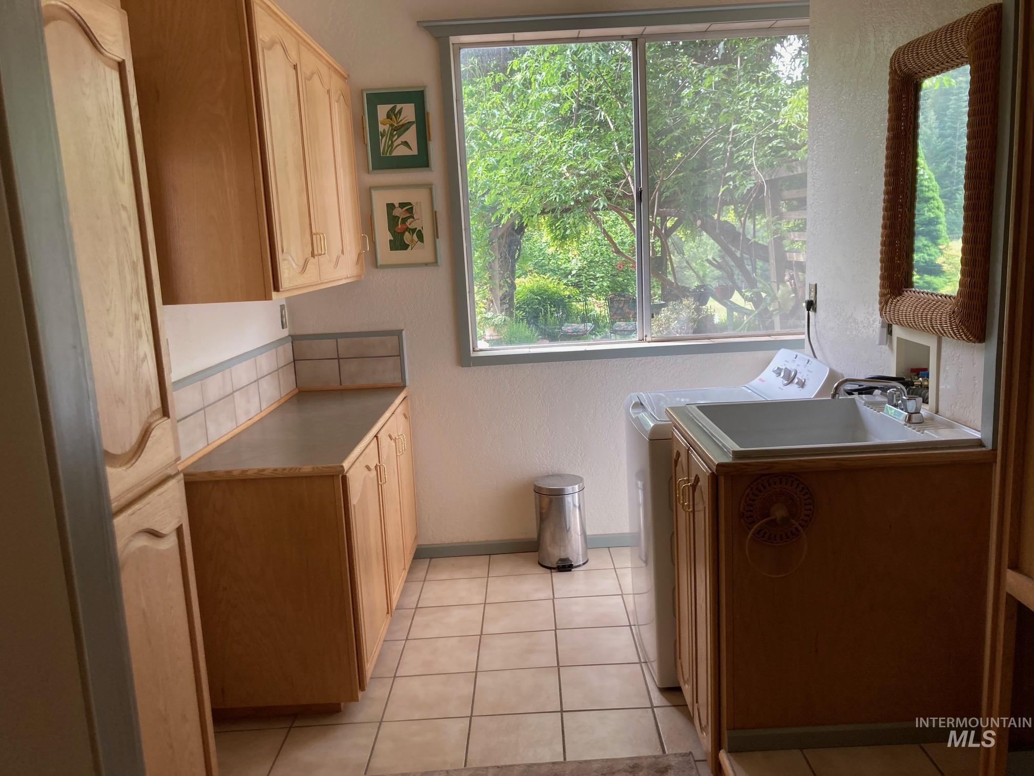 266 Falcon Ridge Rd, Kooskia, Idaho 83539, 5 Bedrooms, 3 Bathrooms, Residential For Sale, Price $949,000,MLS 98987552