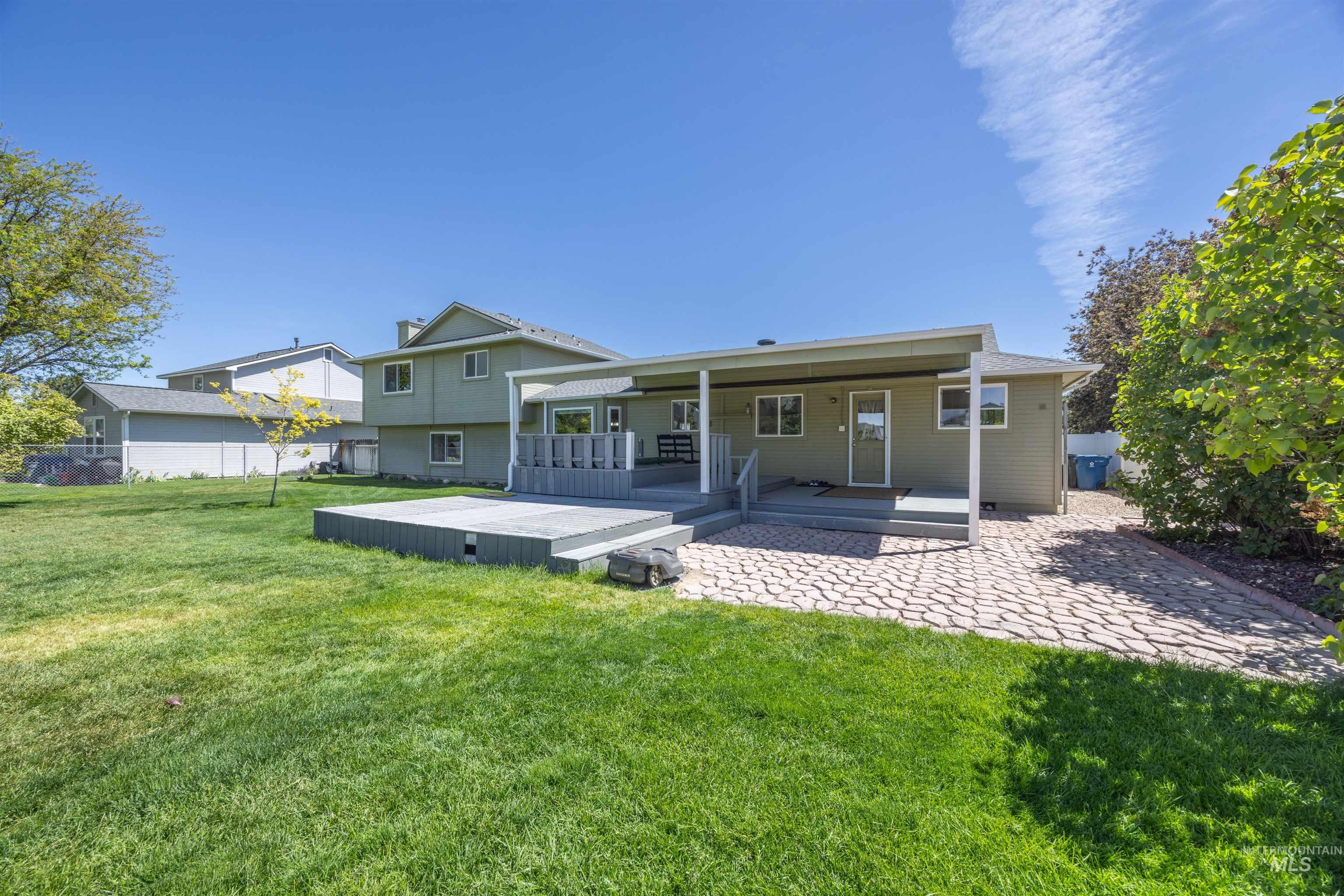 915 S Camas Street, Nampa, Idaho 83686, 4 Bedrooms, 4 Bathrooms, Residential For Sale, Price $593,500, 98987553