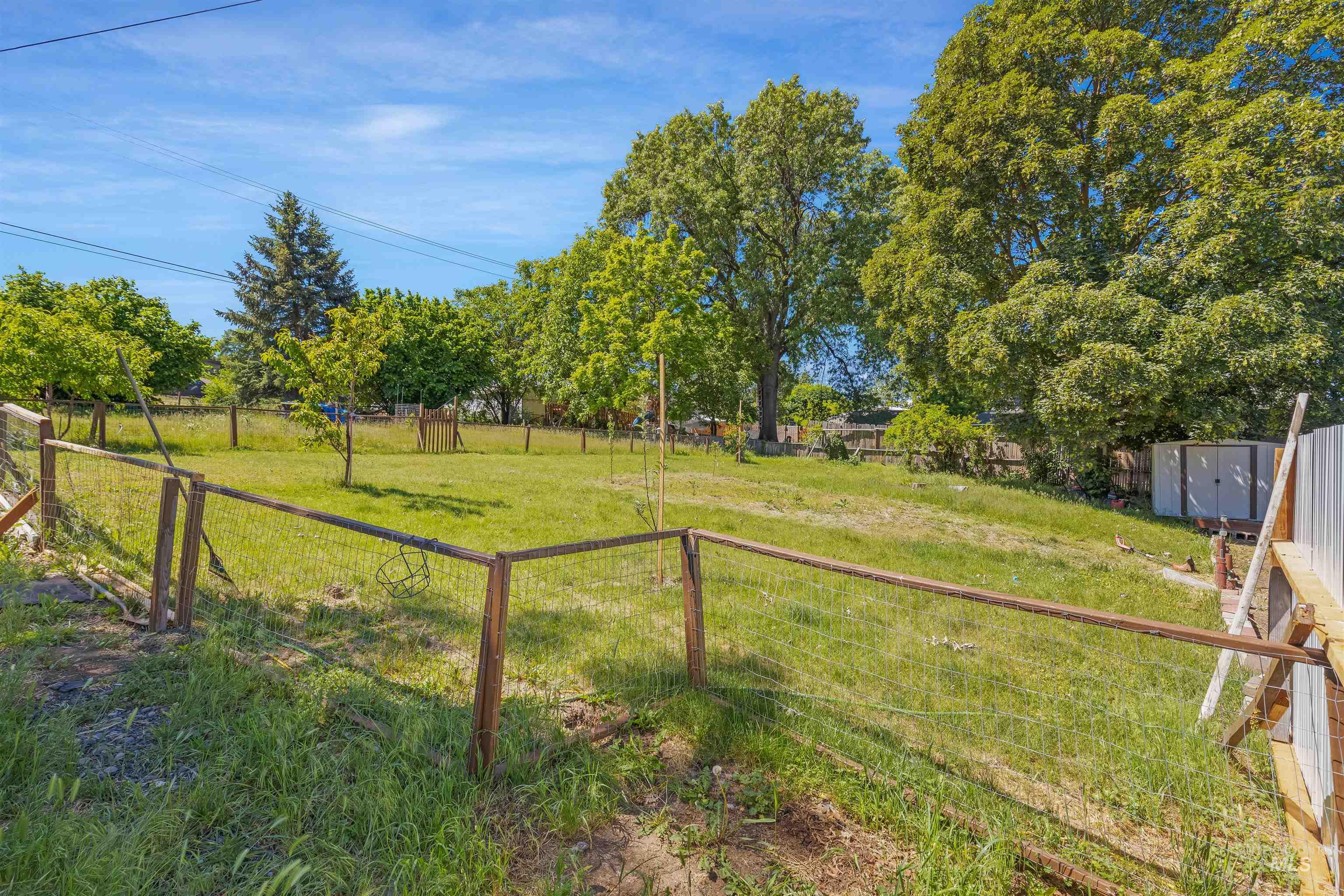 238 Hillcrest Road, Lewiston, Idaho 83501, 2 Bedrooms, 1 Bathroom, Residential For Sale, Price $310,000, 98987554