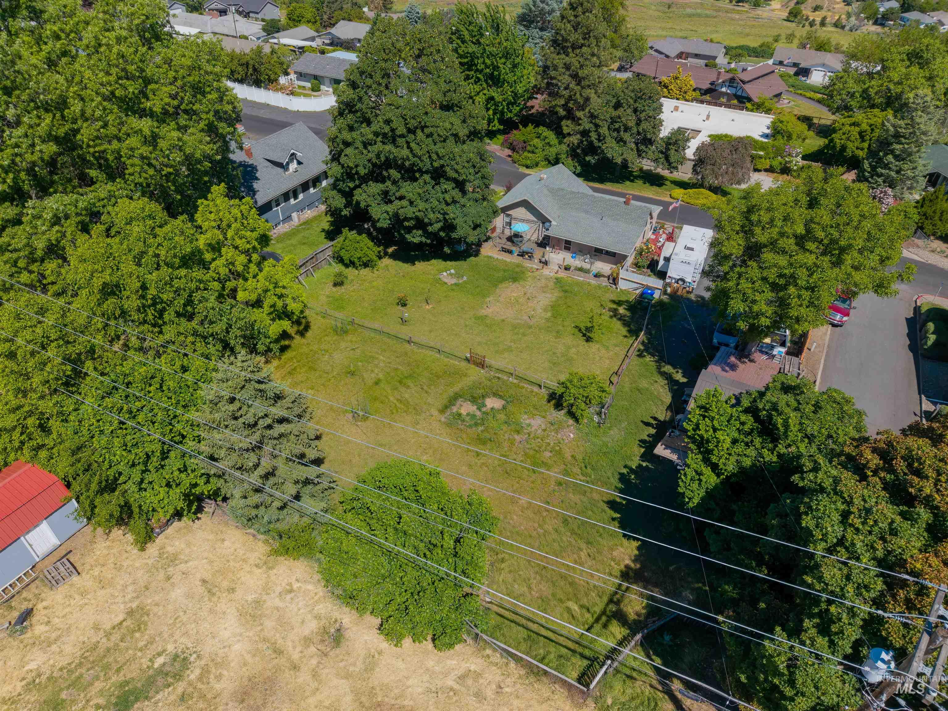 238 Hillcrest Road, Lewiston, Idaho 83501, 2 Bedrooms, 1 Bathroom, Residential For Sale, Price $310,000, 98987554