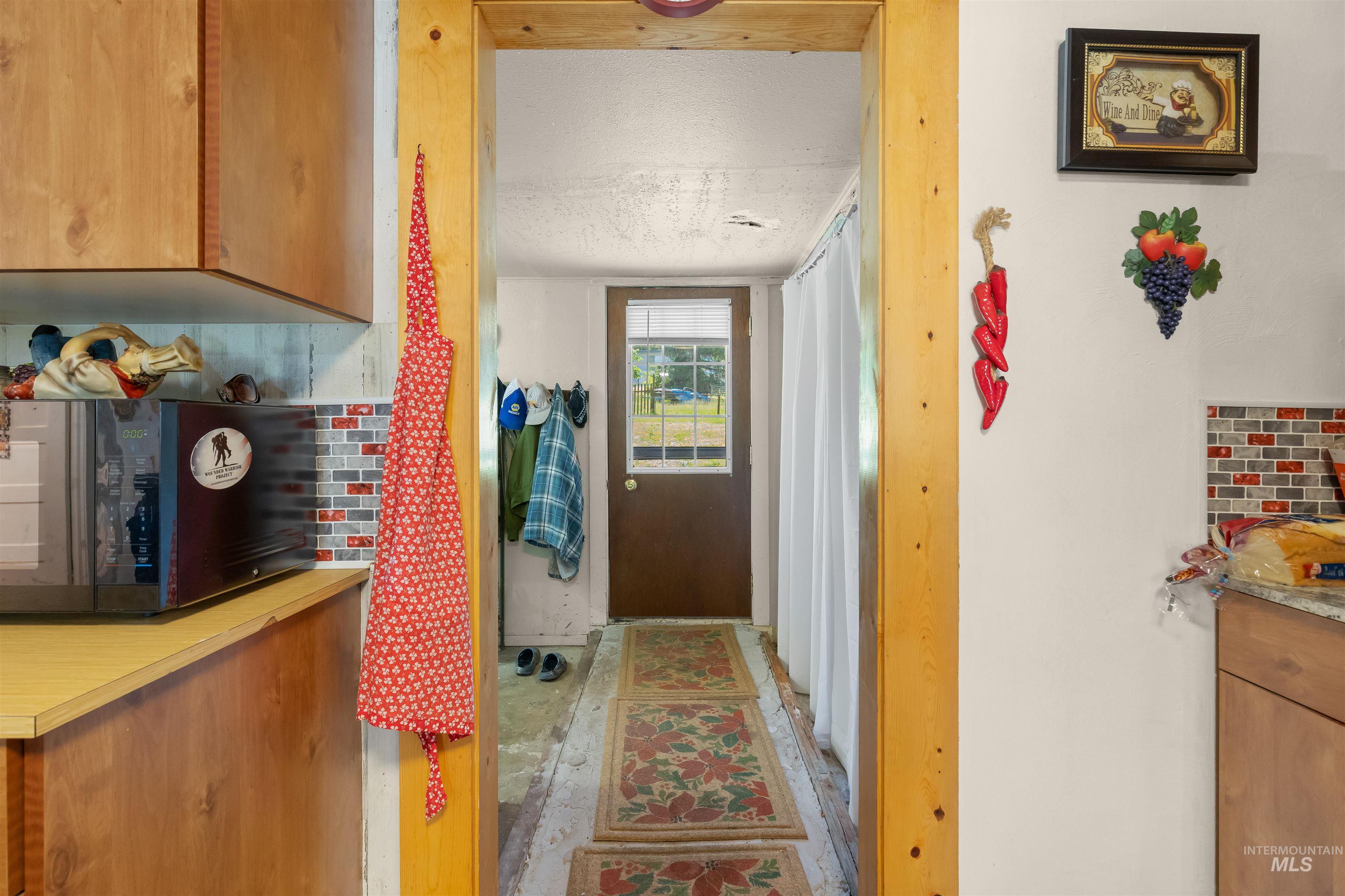 238 Hillcrest Road, Lewiston, Idaho 83501, 2 Bedrooms, 1 Bathroom, Residential For Sale, Price $310,000, 98987554