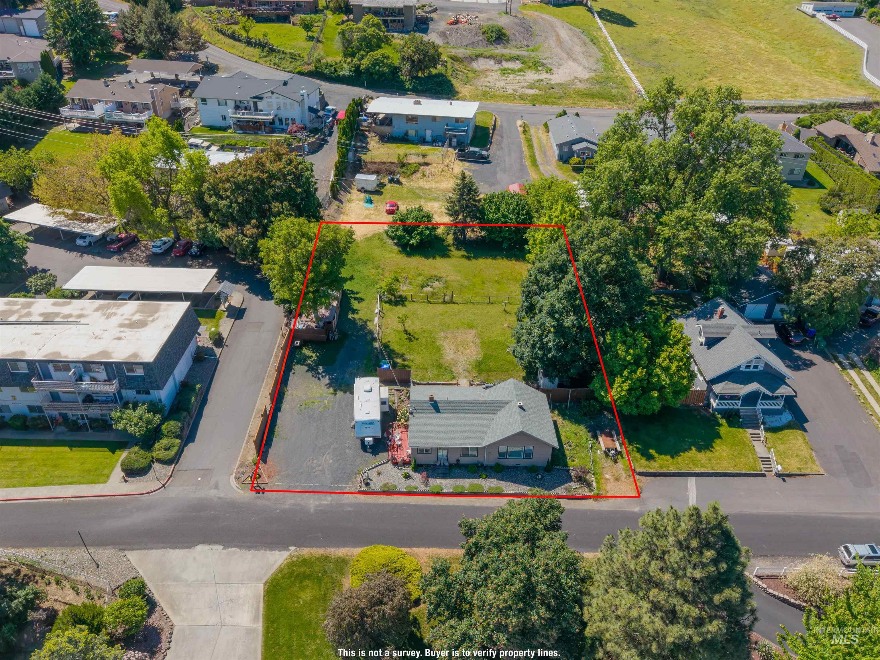 238 Hillcrest Road, Lewiston, Idaho 83501, 2 Bedrooms, 1 Bathroom, Residential For Sale, Price $310,000, 98987554