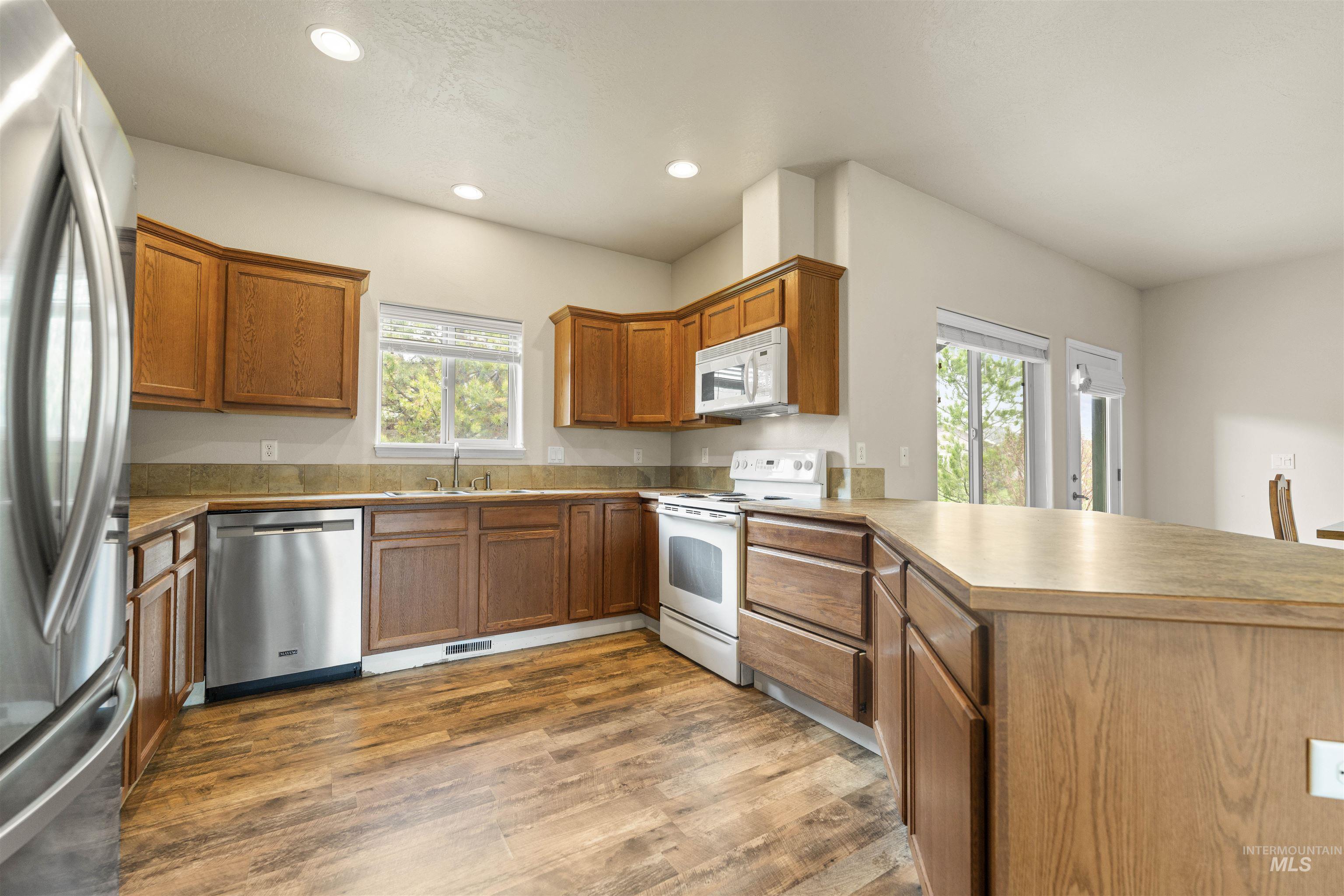 15 Buckskin Drive, Donnelly, Idaho 83615, 3 Bedrooms, 2 Bathrooms, Residential For Sale, Price $459,900, 98987556