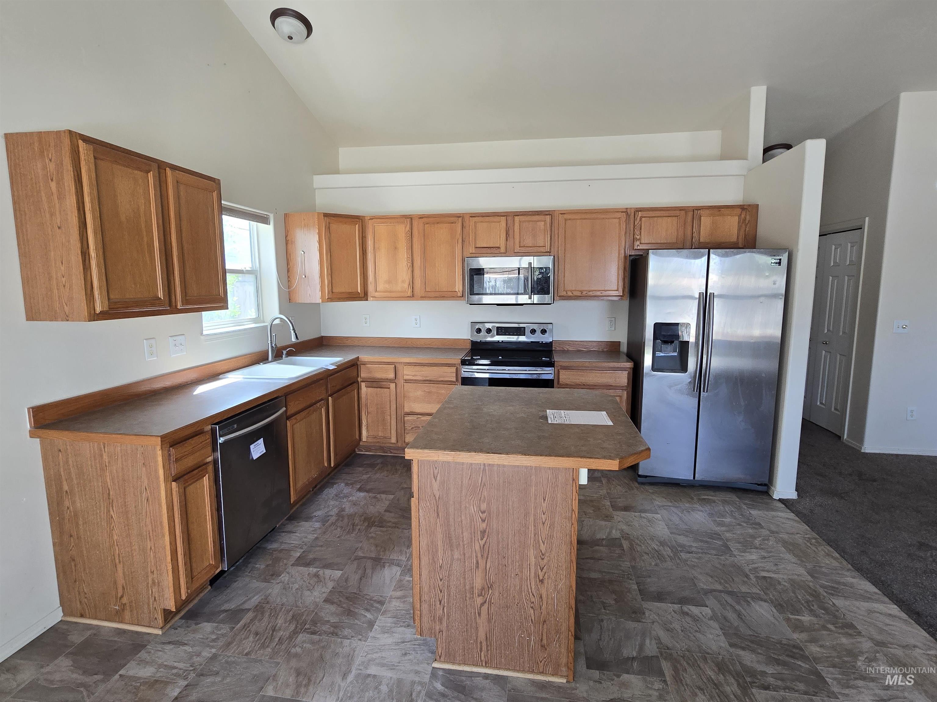 1595 Dana Street, Twin Falls, Idaho 83301, 4 Bedrooms, 2 Bathrooms, Residential For Sale, Price $330,000, 98987559
