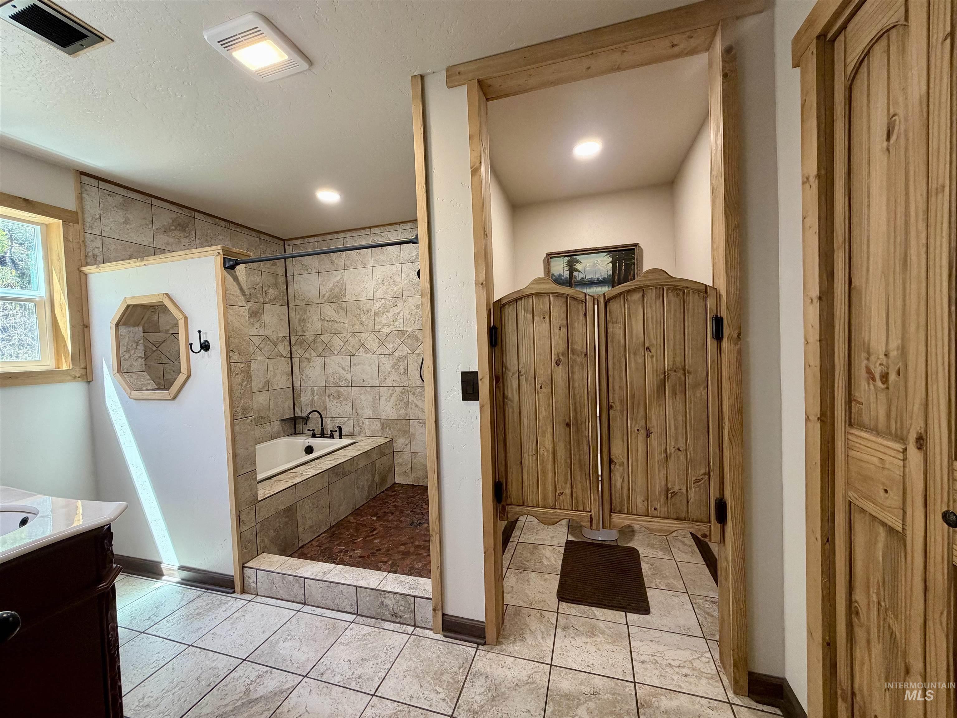 2284 Hill Street, Kamiah, Idaho 83536, 2 Bedrooms, 1.5 Bathrooms, Residential For Sale, Price $645,000, 98987561