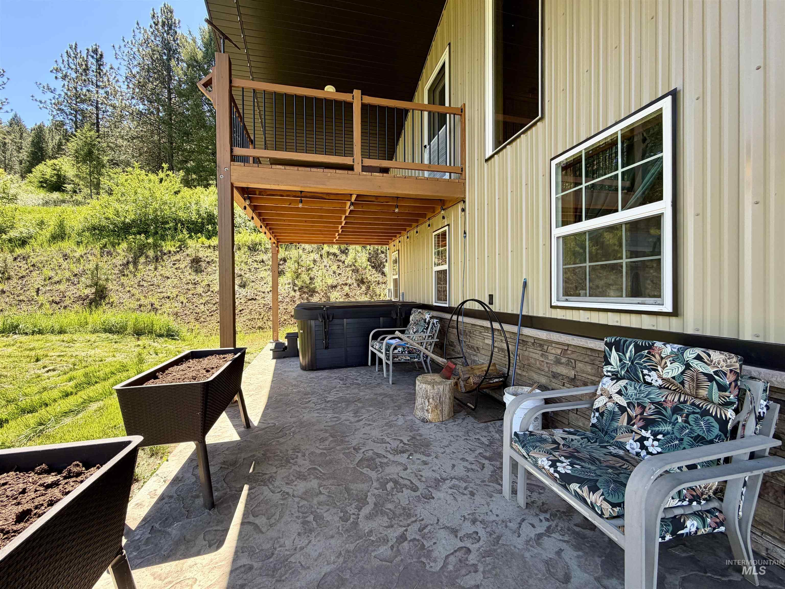 2284 Hill Street, Kamiah, Idaho 83536, 2 Bedrooms, 1.5 Bathrooms, Residential For Sale, Price $645,000, 98987561