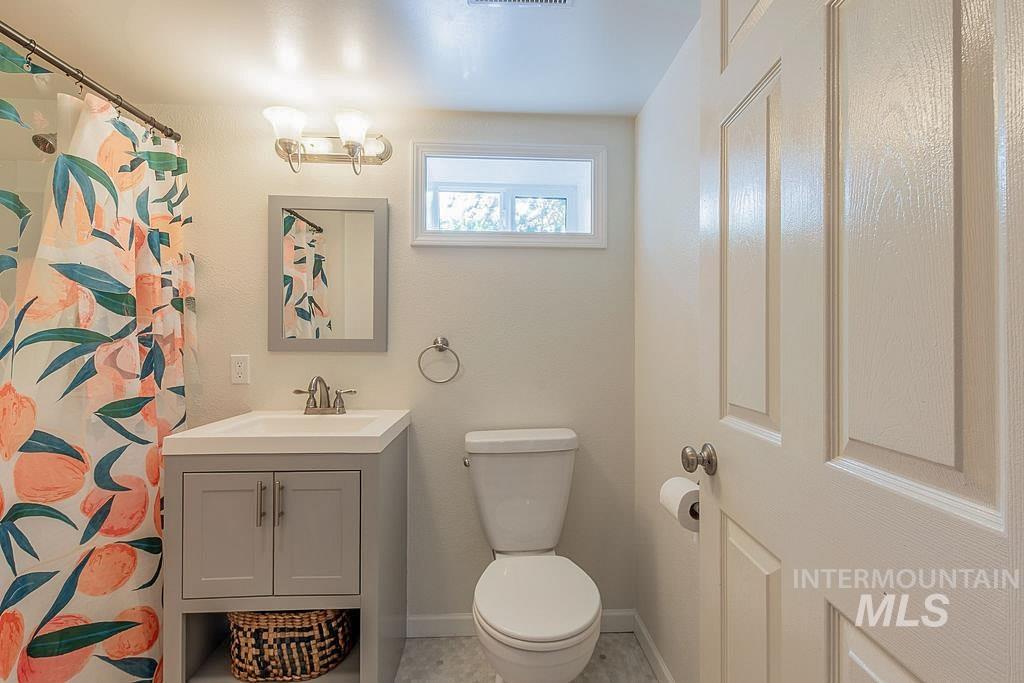 108 N Cleveland St, Moscow, Idaho 83843, 3 Bedrooms, 2 Bathrooms, Residential For Sale, Price $449,000, 98987564