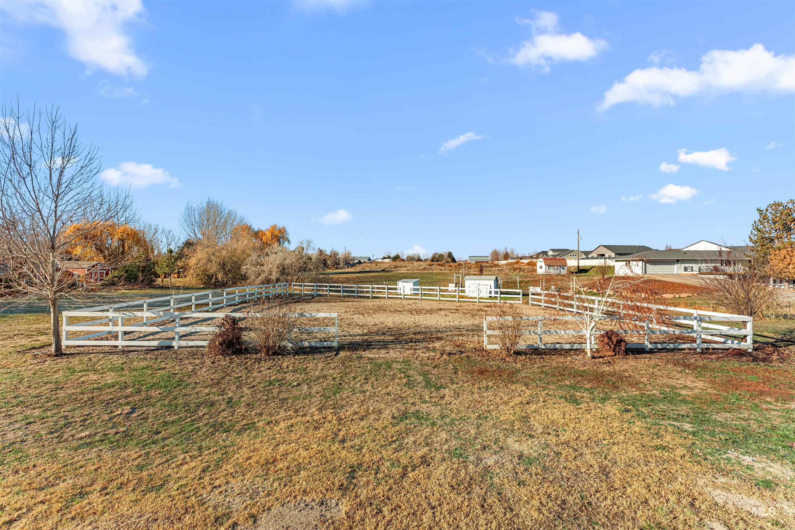 24141 Wanda Way, Middleton, Idaho 83644, 5 Bedrooms, 4.5 Bathrooms, Residential For Sale, Price $947,000, 98987565