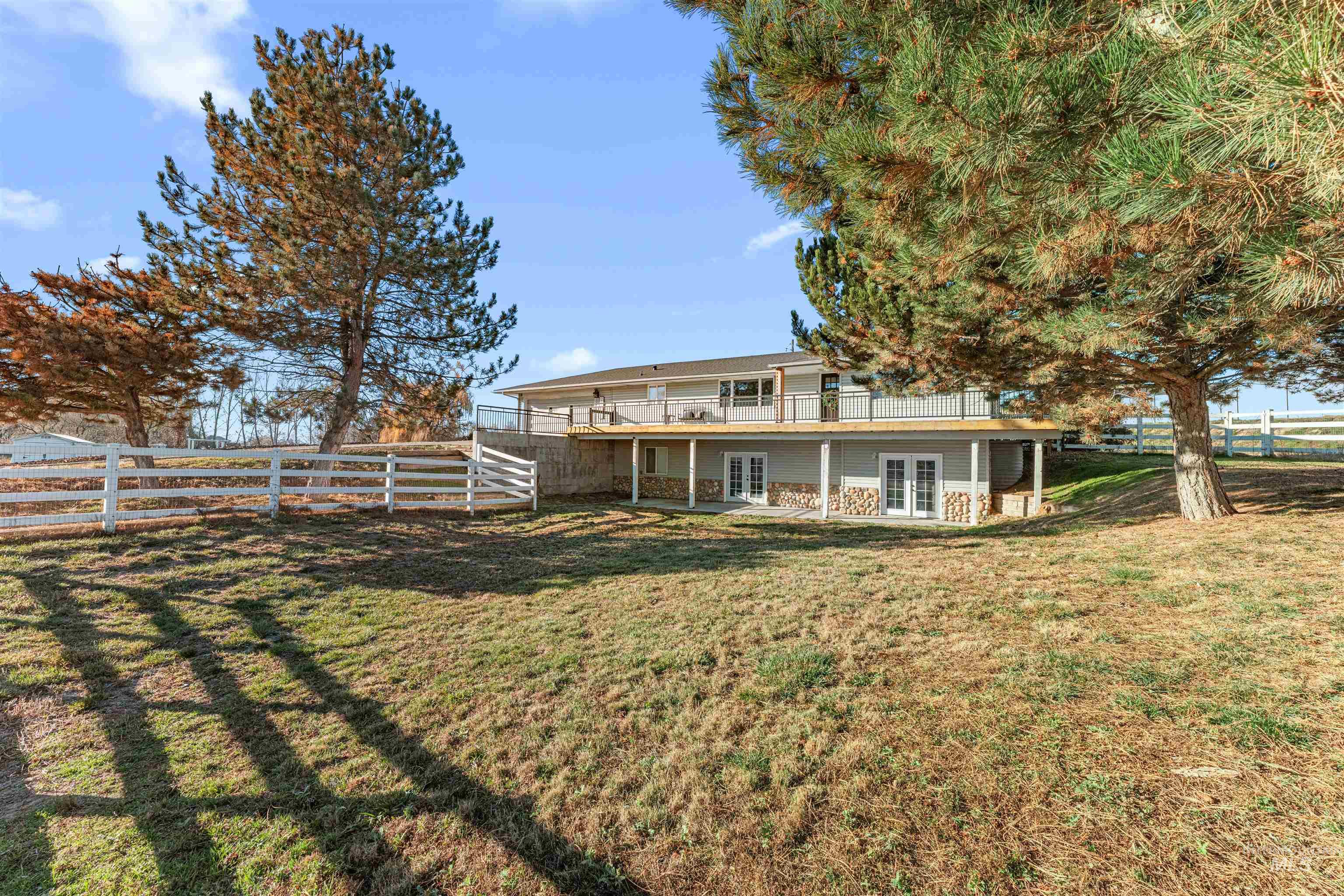 24141 Wanda Way, Middleton, Idaho 83644, 5 Bedrooms, 4.5 Bathrooms, Residential For Sale, Price $947,000, 98987565
