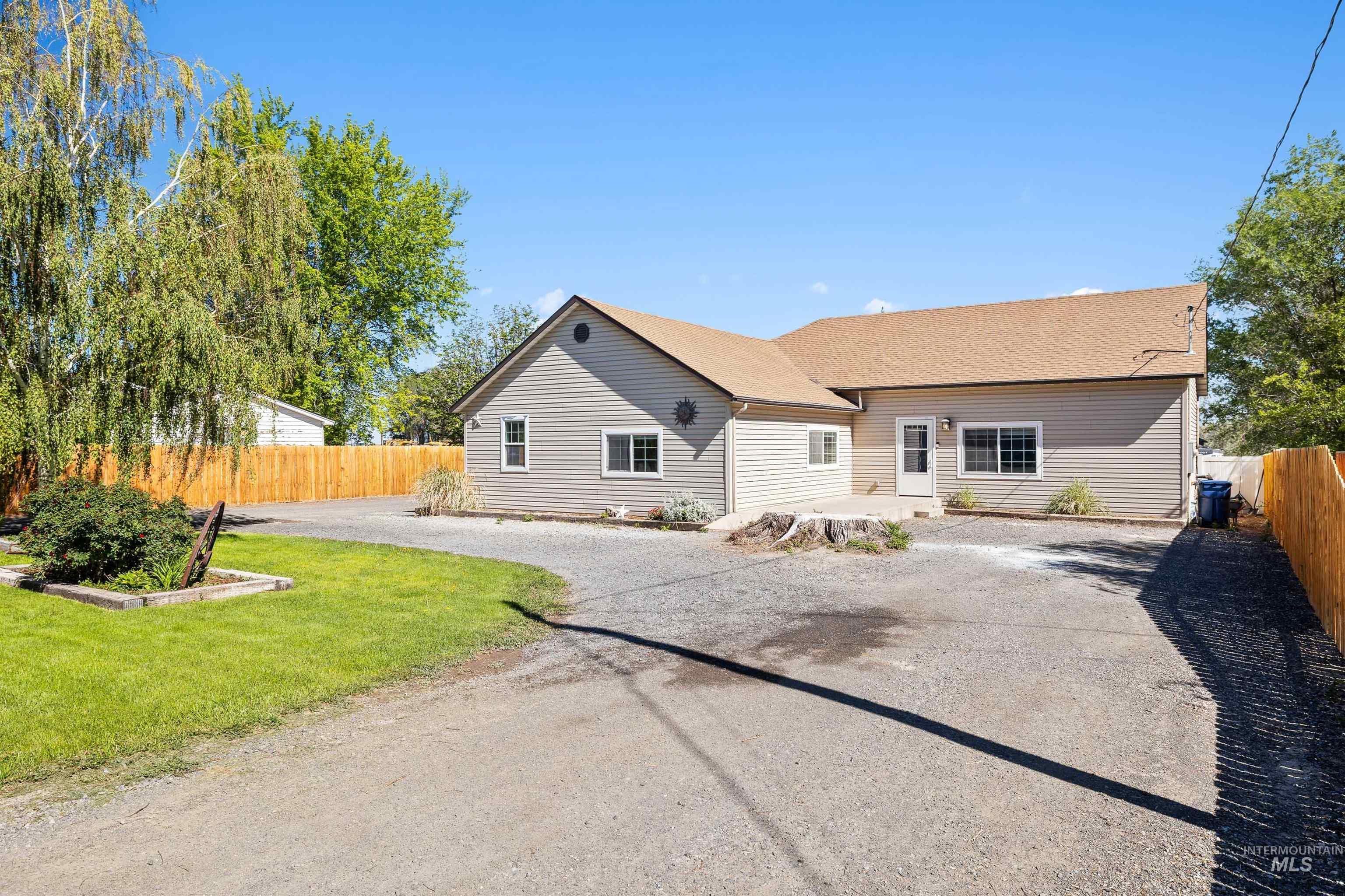 526 North St, Filer, Idaho 83328, 3 Bedrooms, 2 Bathrooms, Residential For Sale, Price $400,000, 98987568