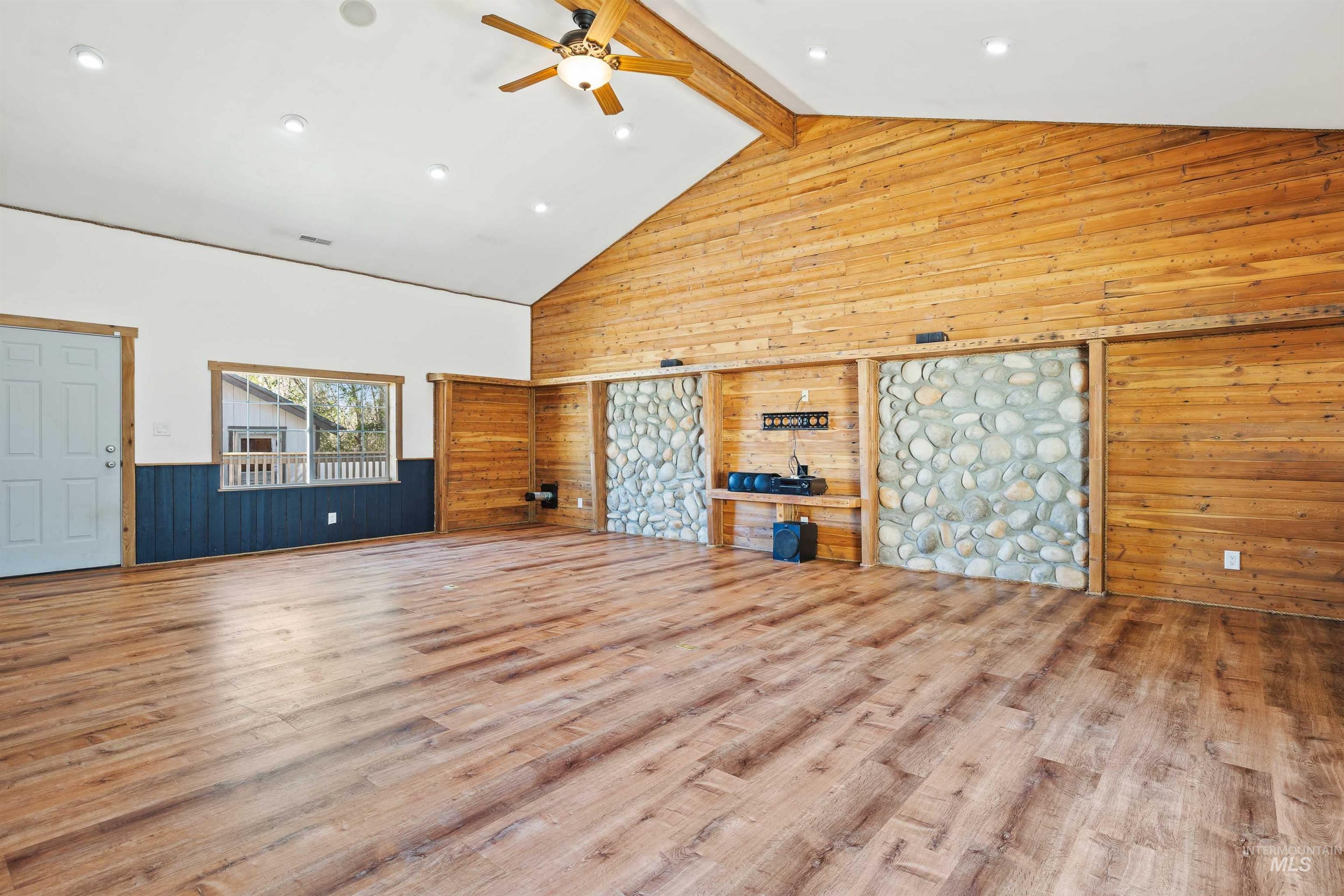 526 North St, Filer, Idaho 83328, 3 Bedrooms, 2 Bathrooms, Residential For Sale, Price $400,000, 98987568
