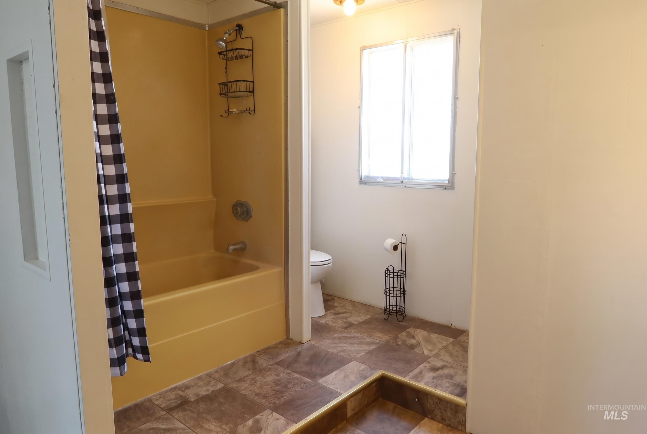 608 N 600 East, Rupert, Idaho 83350, 3 Bedrooms, 2 Bathrooms, Residential For Sale, Price $187,000, 98987569