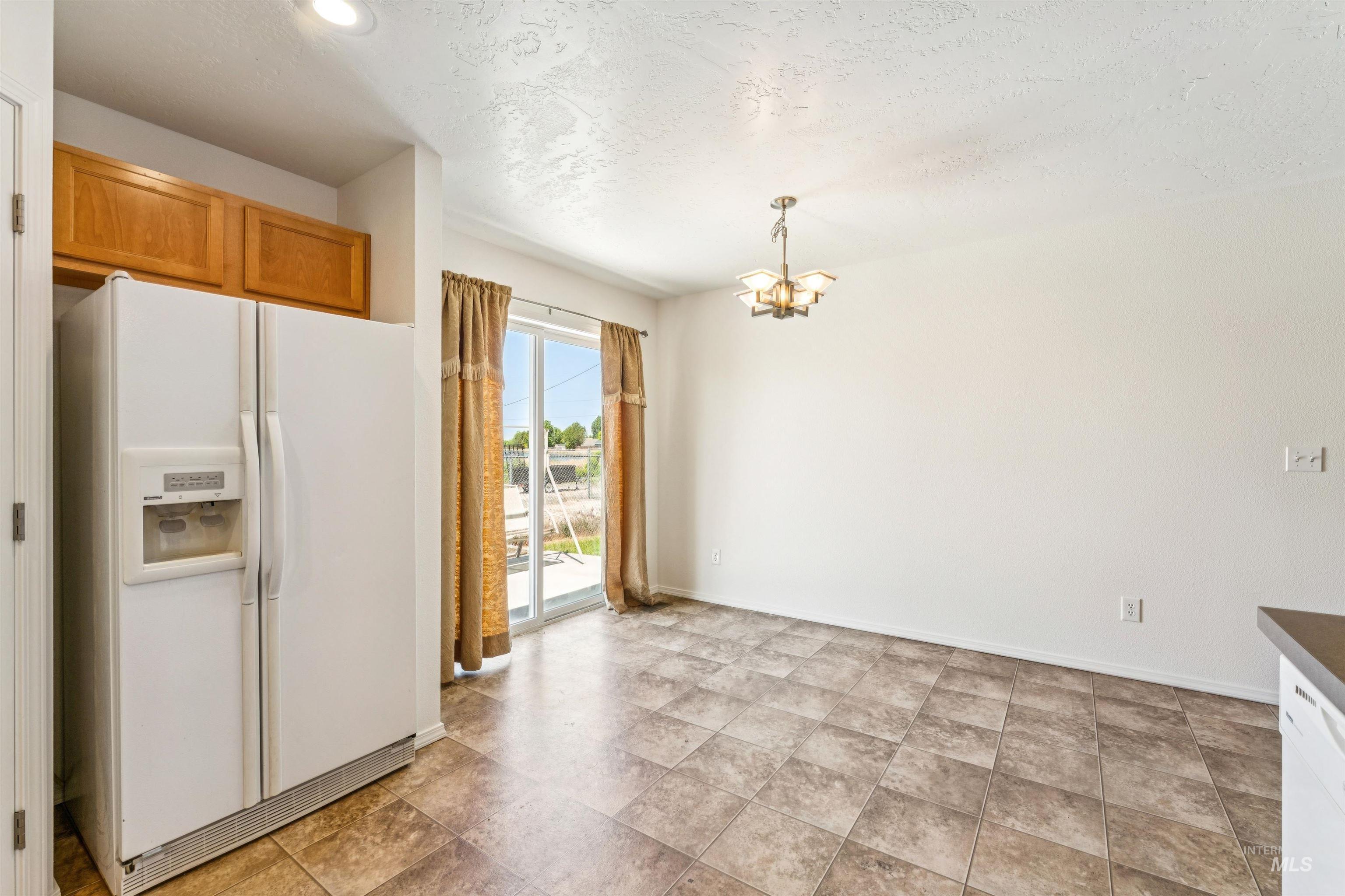 4649 S Chariot Way, Boise, Idaho 83709, 3 Bedrooms, 2 Bathrooms, Residential For Sale, Price $390,000, 98987573