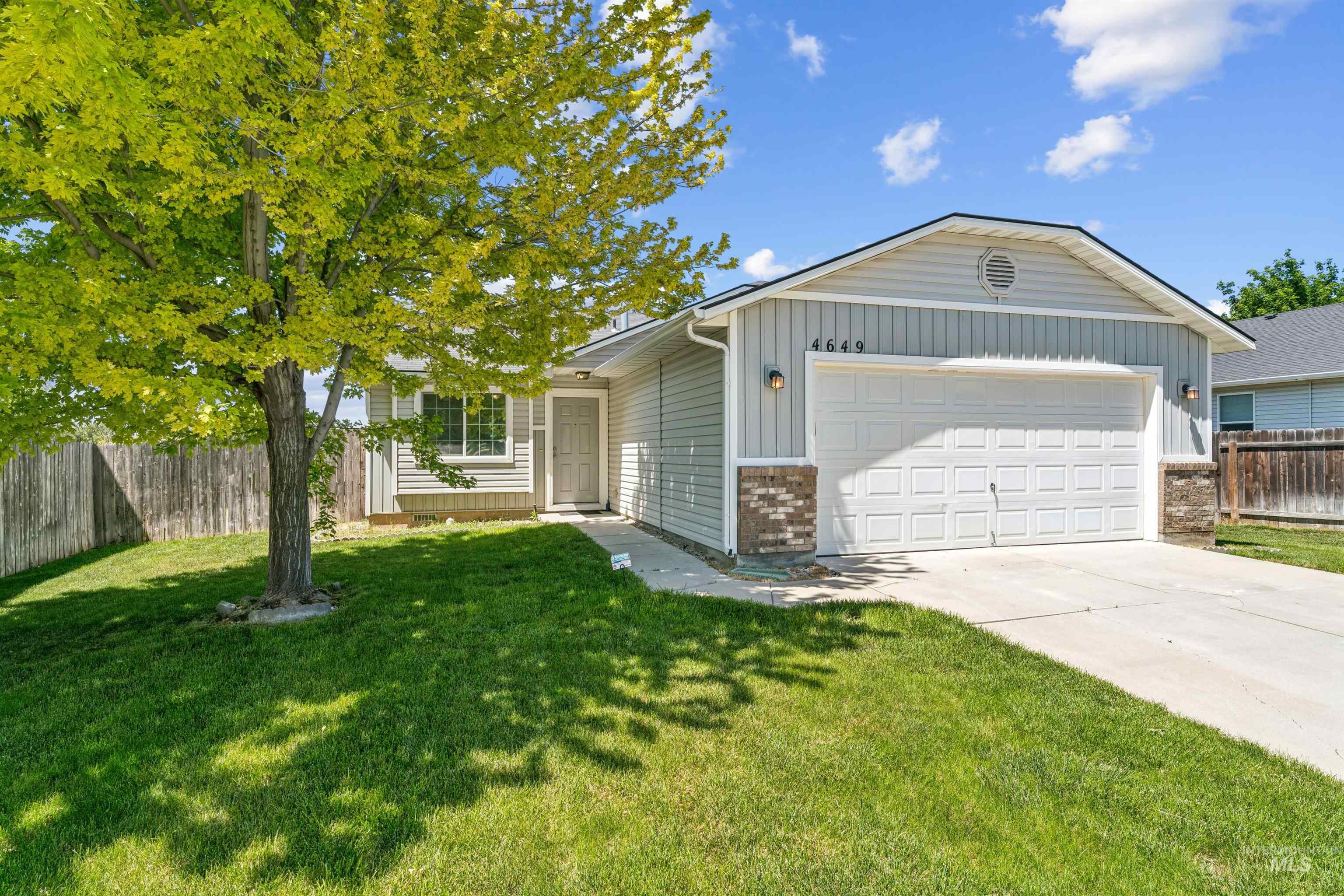 4649 S Chariot Way, Boise, Idaho 83709, 3 Bedrooms, 2 Bathrooms, Residential For Sale, Price $390,000, 98987573