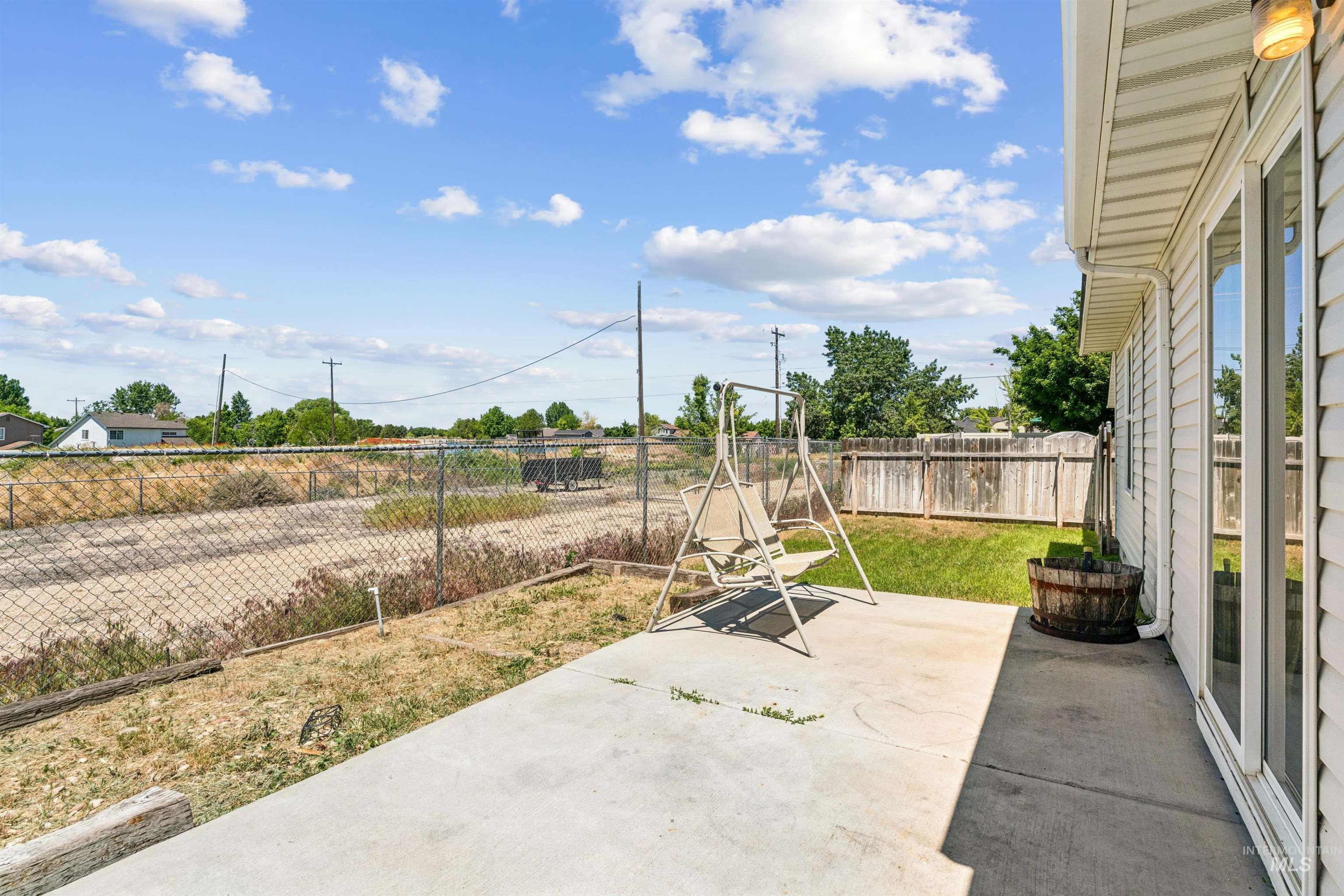 4649 S Chariot Way, Boise, Idaho 83709, 3 Bedrooms, 2 Bathrooms, Residential For Sale, Price $390,000, 98987573