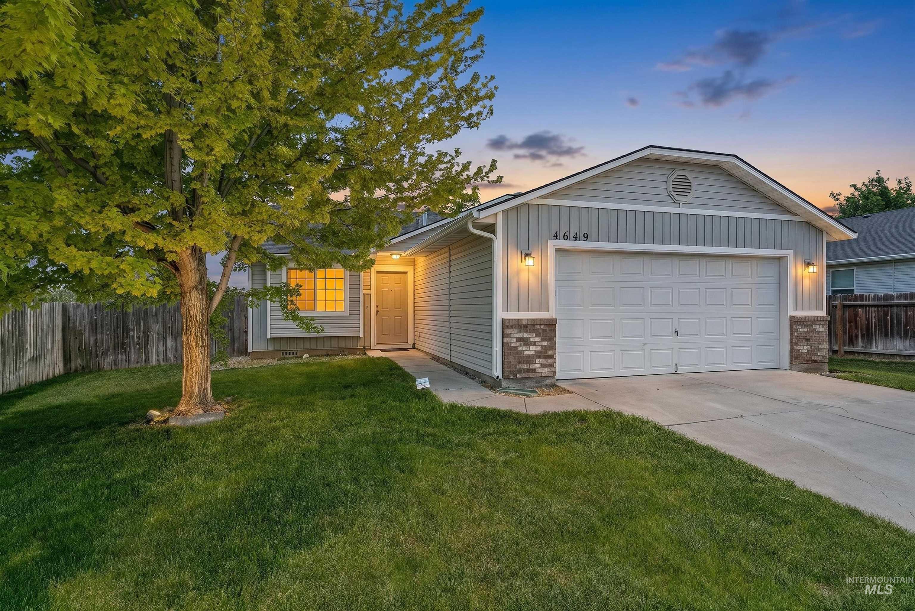 4649 S Chariot Way, Boise, Idaho 83709, 3 Bedrooms, 2 Bathrooms, Residential For Sale, Price $390,000, 98987573