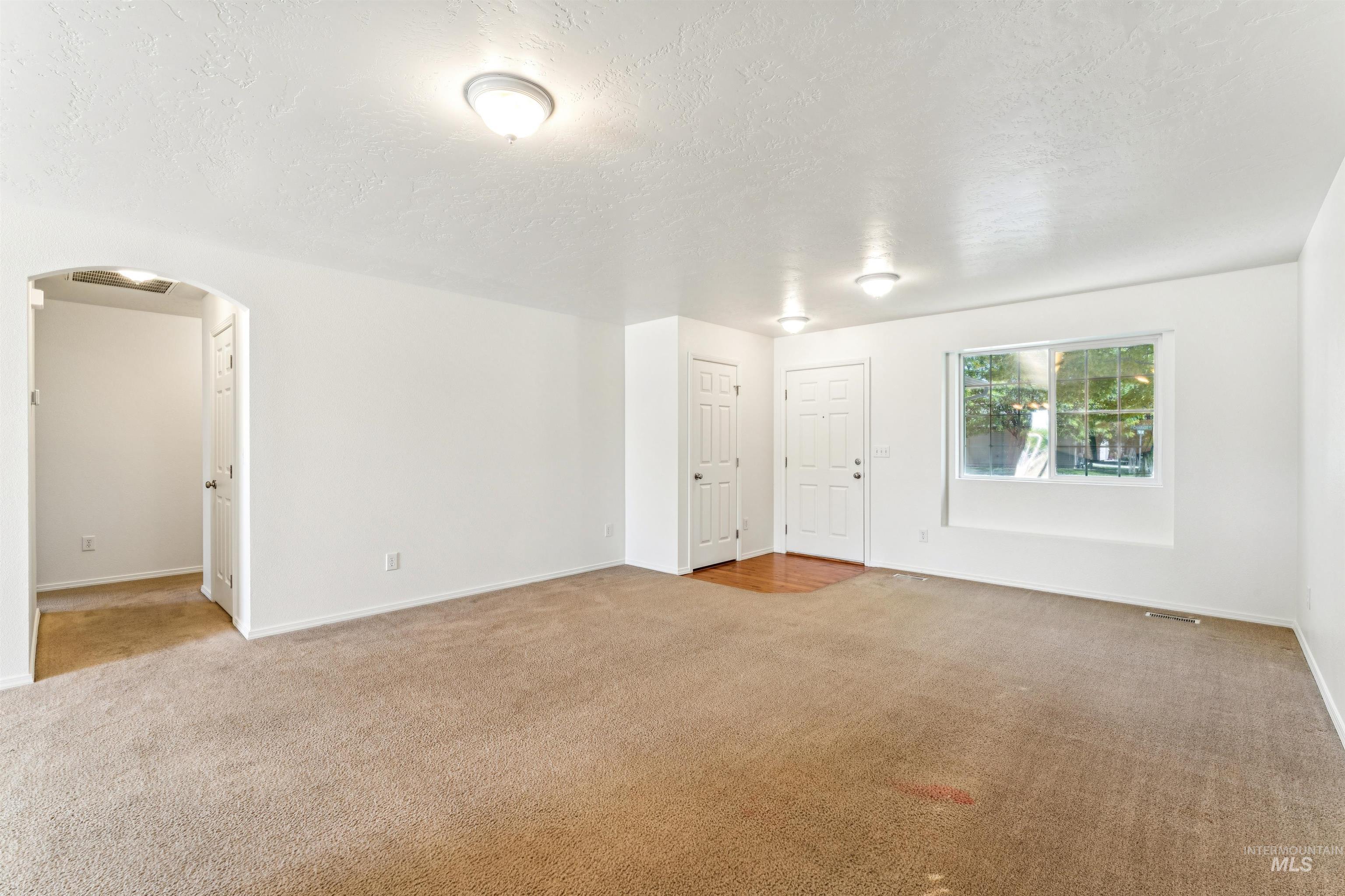 4649 S Chariot Way, Boise, Idaho 83709, 3 Bedrooms, 2 Bathrooms, Residential For Sale, Price $390,000, 98987573