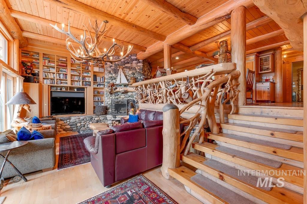 3670 Warren Wagon Road, McCall, Idaho 83638, 3 Bedrooms, 4 Bathrooms, Residential For Sale, Price $2,999,000,MLS 98987574