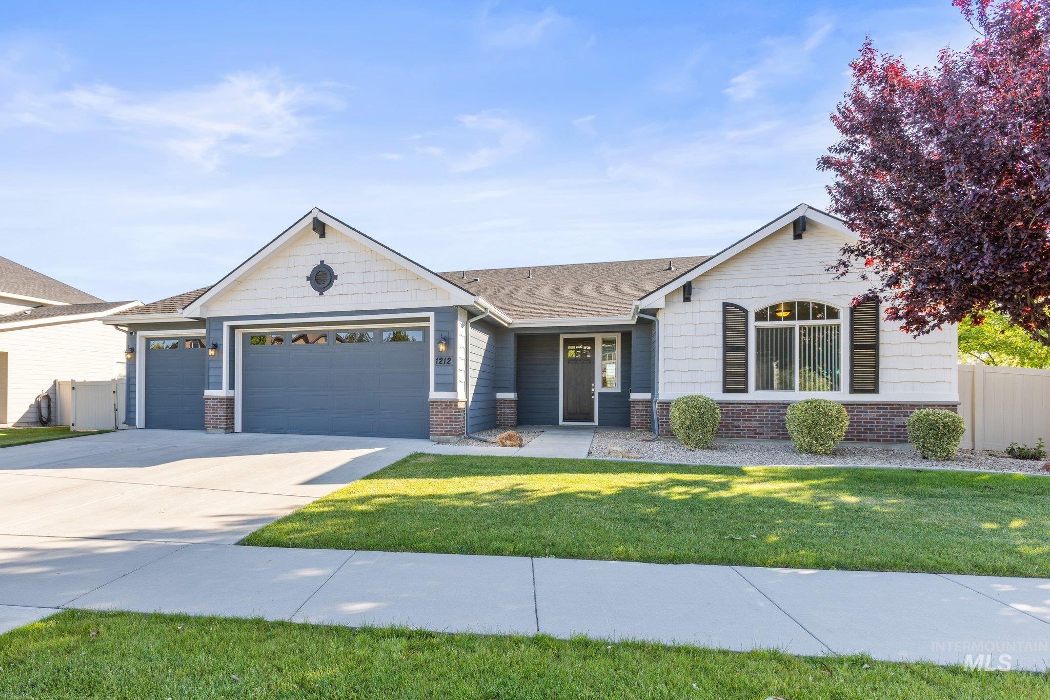 1212 W Olds River Dr., Meridian, Idaho 83642, 3 Bedrooms, 2.5 Bathrooms, Residential For Sale, Price $634,900, 98987578