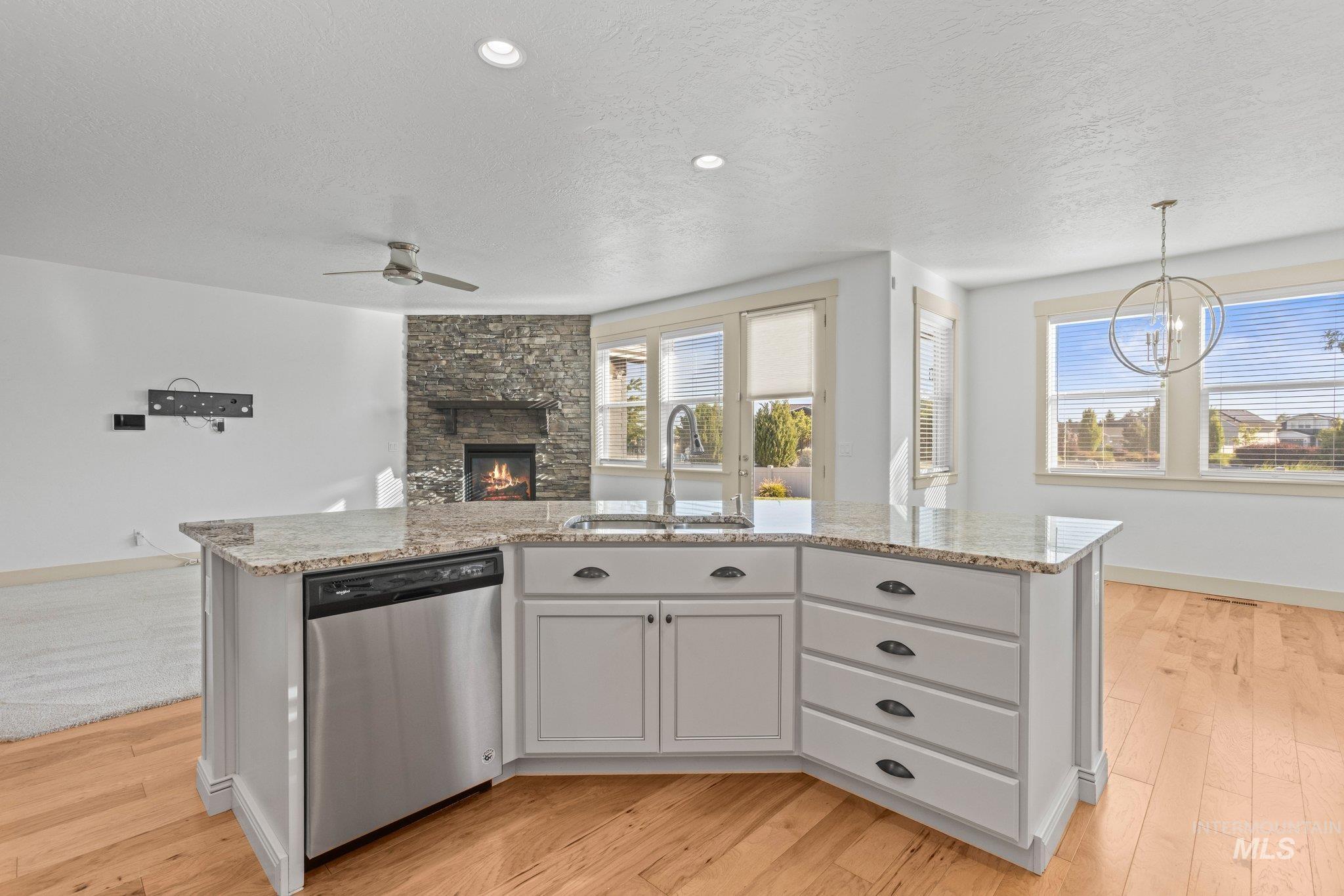1212 W Olds River Dr., Meridian, Idaho 83642, 3 Bedrooms, 2.5 Bathrooms, Residential For Sale, Price $634,900, 98987578