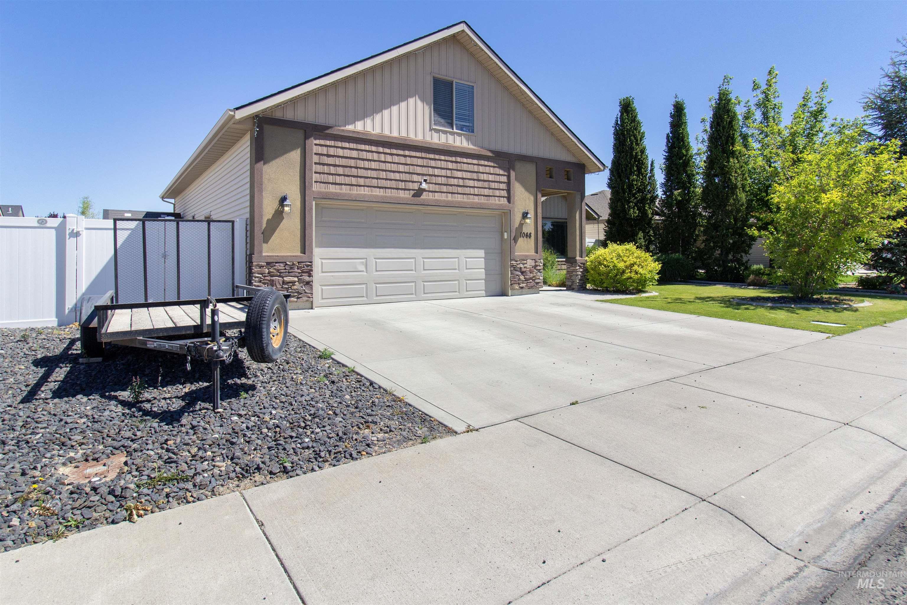 1068 Terra Ave, Twin Falls, Idaho 83301, 4 Bedrooms, 2.5 Bathrooms, Residential For Sale, Price $439,900, 98987580