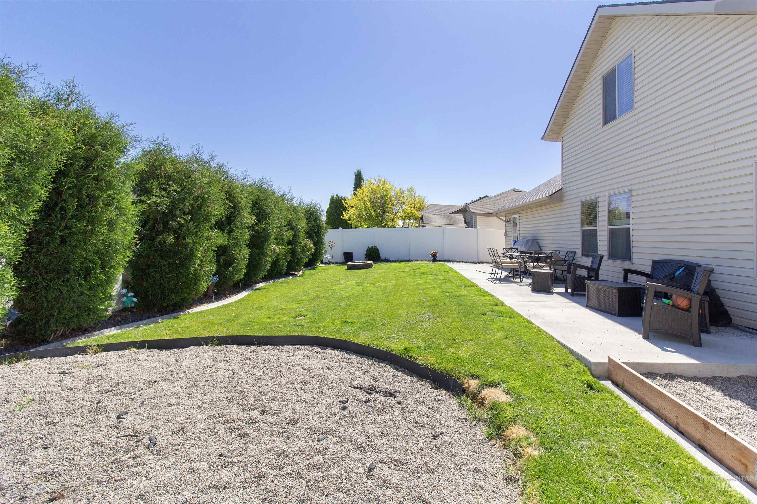 1068 Terra Ave, Twin Falls, Idaho 83301, 4 Bedrooms, 2.5 Bathrooms, Residential For Sale, Price $439,900, 98987580