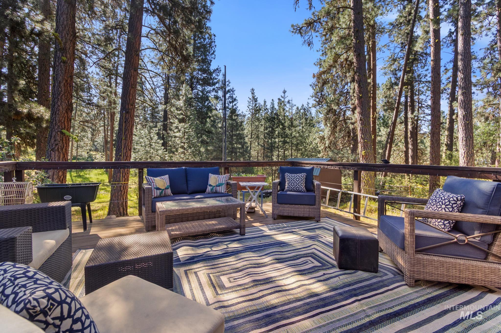 28 Bull Pine Rd, Idaho City, Idaho 83631, 3 Bedrooms, 2 Bathrooms, Residential For Sale, Price $584,900, 98987582
