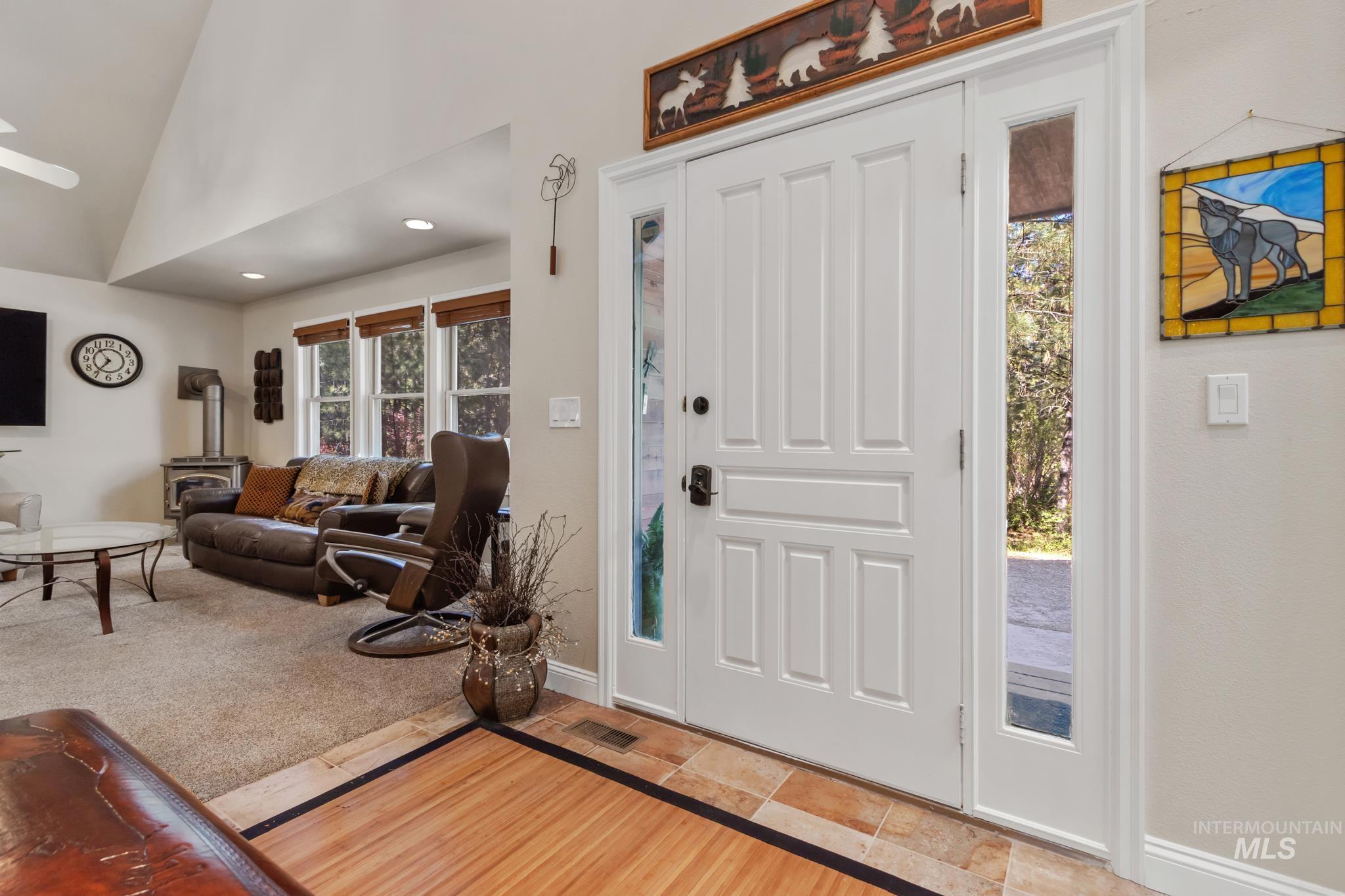 28 Bull Pine Rd, Idaho City, Idaho 83631, 3 Bedrooms, 2 Bathrooms, Residential For Sale, Price $584,900, 98987582