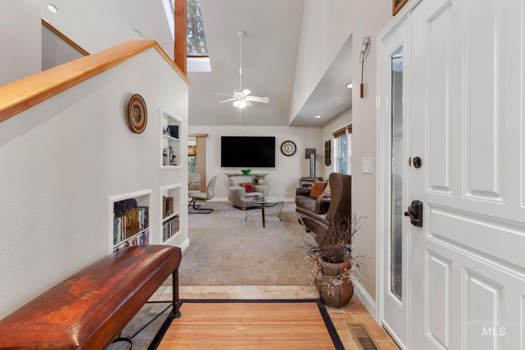 28 Bull Pine Rd, Idaho City, Idaho 83631, 3 Bedrooms, 2 Bathrooms, Residential For Sale, Price $584,900, 98987582