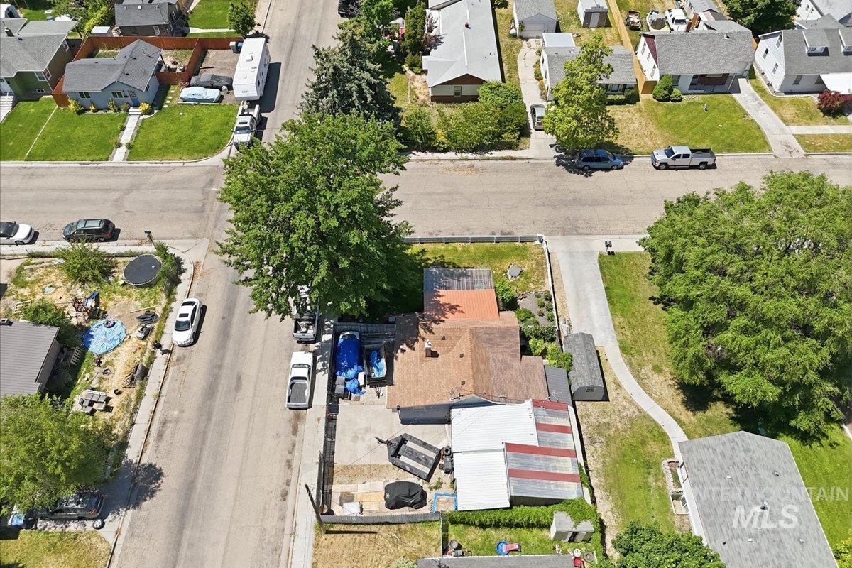 224 S Fern St, Nampa, Idaho 83686-5222, 4 Bedrooms, 2 Bathrooms, Residential For Sale, Price $319,900, 98987585