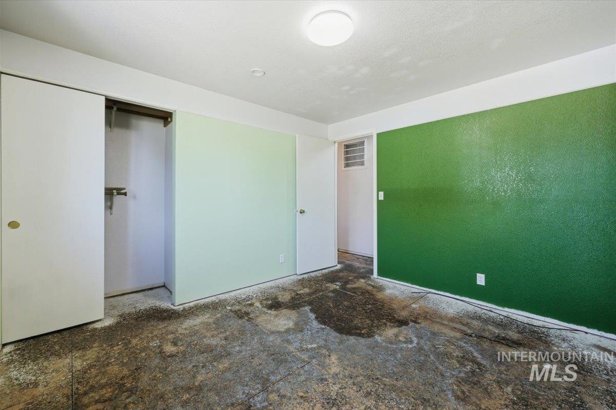 610 NW 16th Street, Ontario, Oregon 97914, 3 Bedrooms, 2 Bathrooms, Residential For Sale, Price $249,900, 98987589