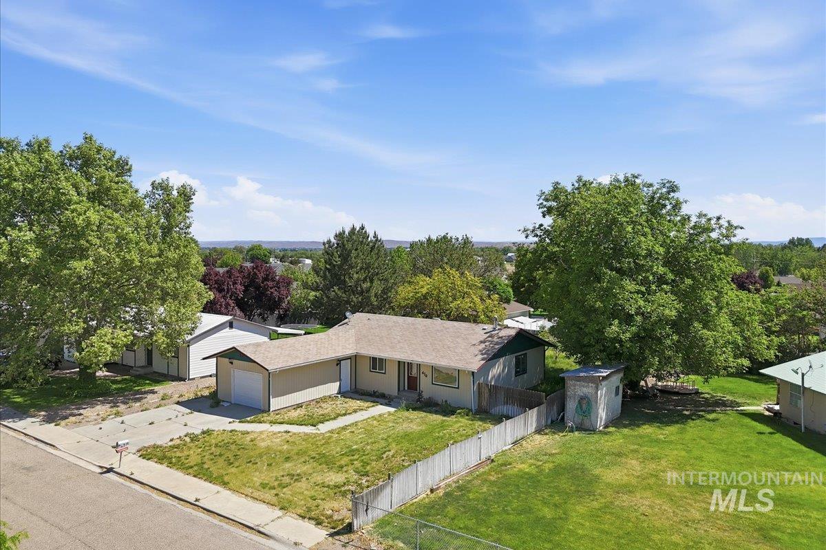 610 NW 16th Street, Ontario, Oregon 97914, 3 Bedrooms, 2 Bathrooms, Residential For Sale, Price $249,900, 98987589