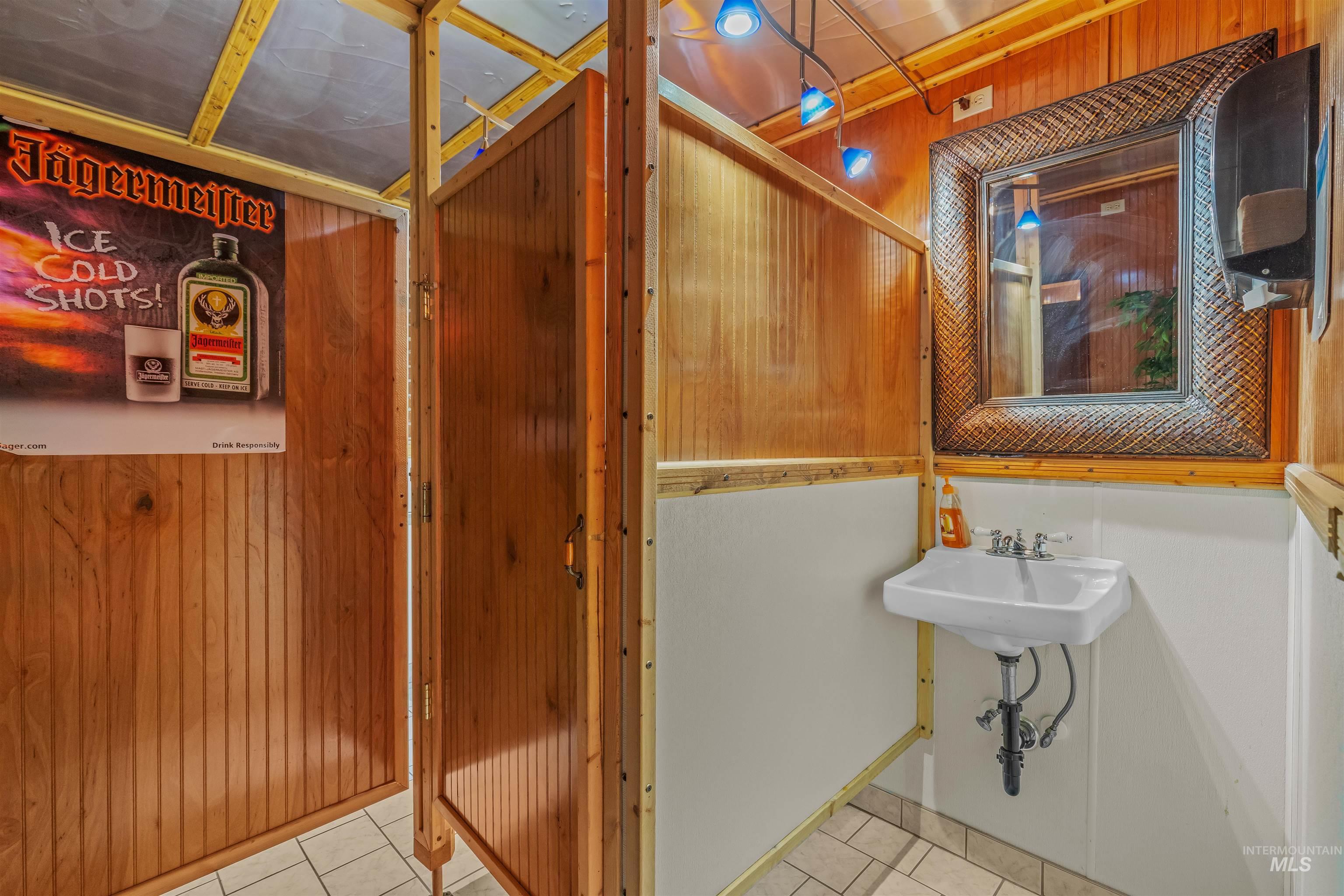 226 Johnson Ave, Orofino, Idaho 83544, Business/Commercial For Sale, Price $475,000, 98987590