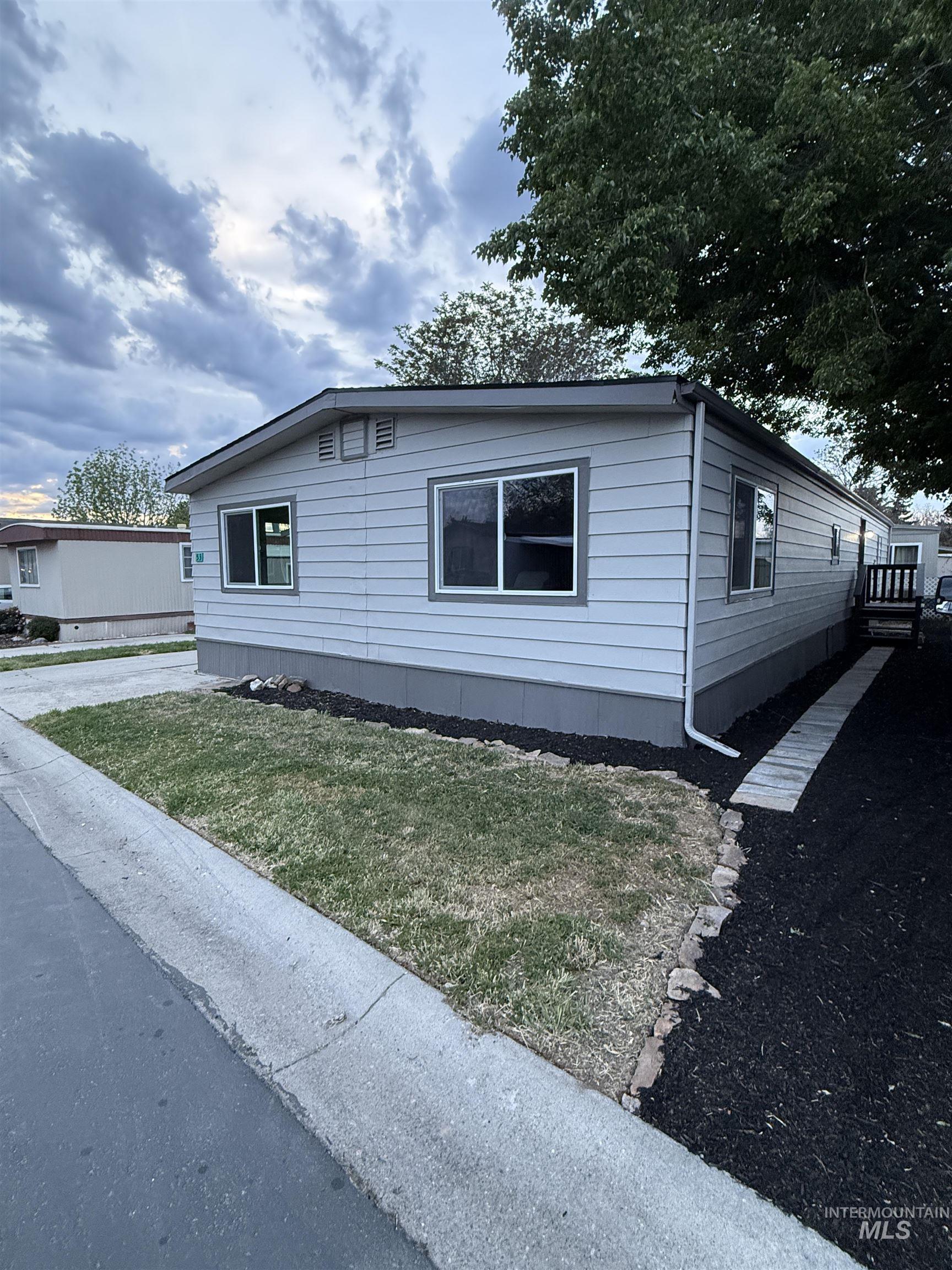 424 W Cherry Ln, Meridian, Idaho 83642, 4 Bedrooms, 2 Bathrooms, Residential For Sale, Price $159,000, 98987591
