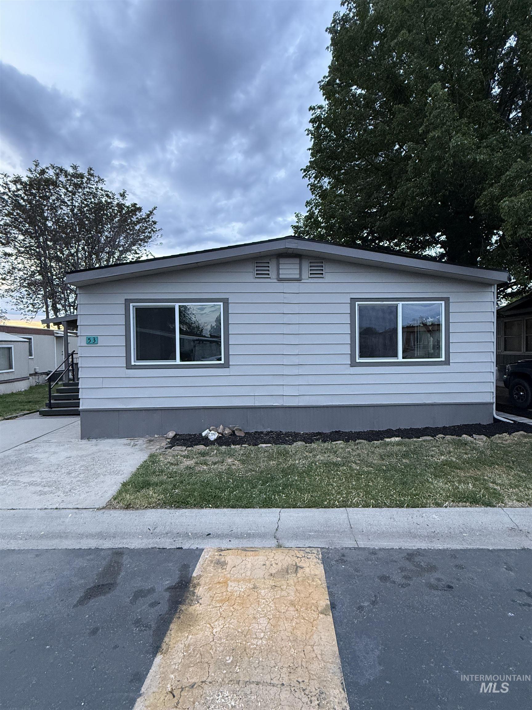 424 W Cherry Ln, Meridian, Idaho 83642, 4 Bedrooms, 2 Bathrooms, Residential For Sale, Price $159,000, 98987591