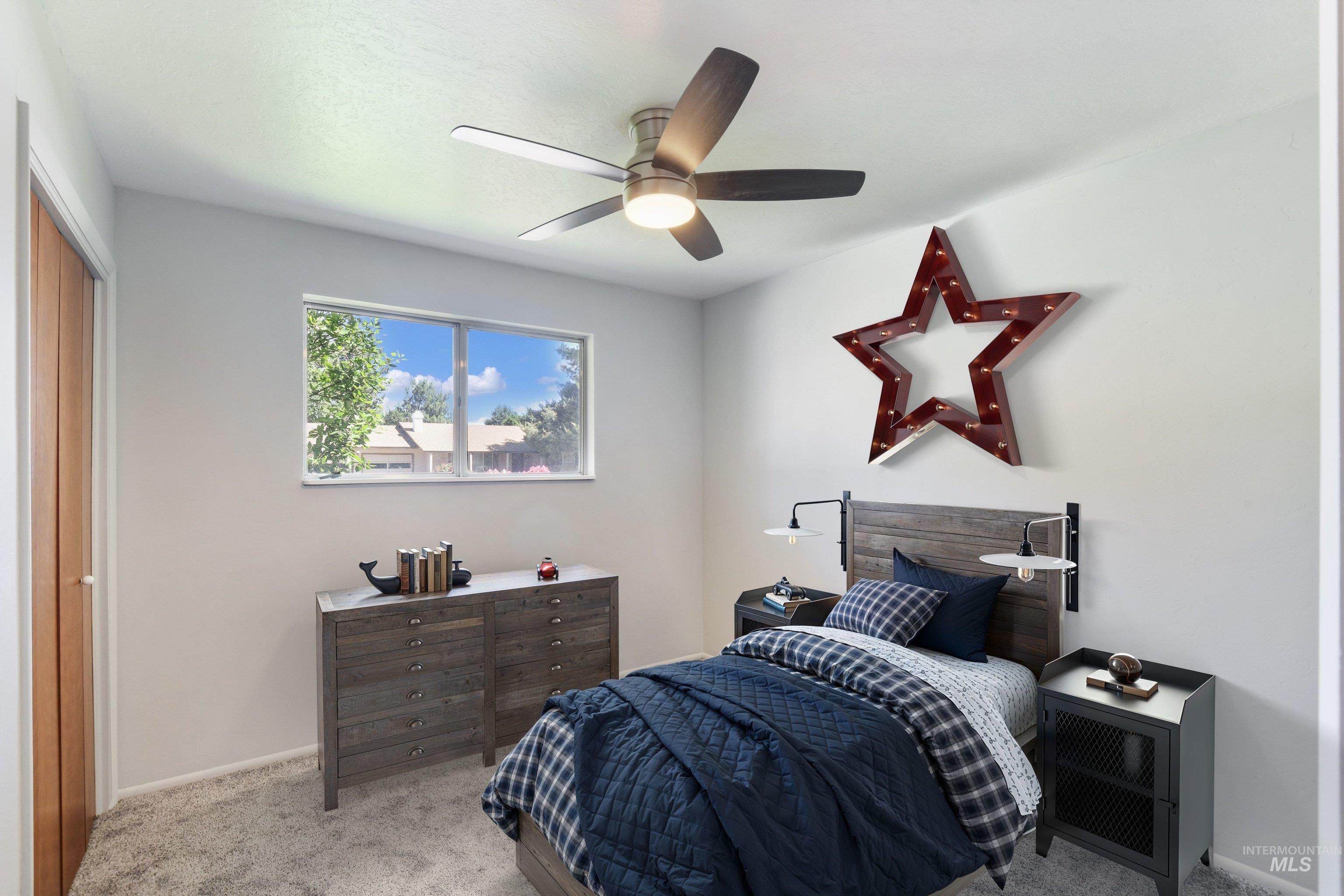 1017 W Yost Ave, Meridian, Idaho 83646, 2 Bedrooms, 2 Bathrooms, Residential For Sale, Price $370,000, 98987593