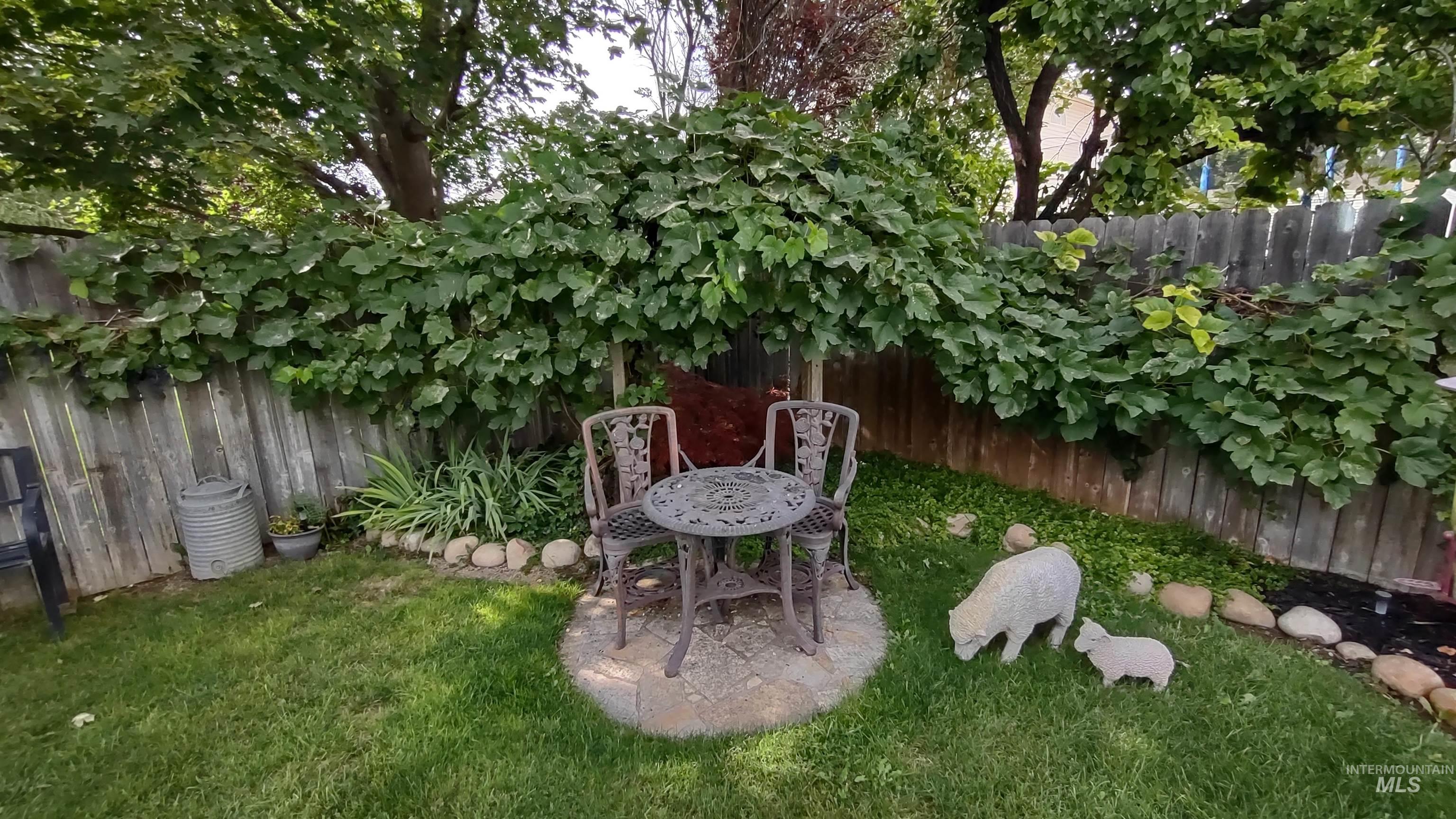 7332 Newbrook Dr, Nampa, Idaho 83687, 3 Bedrooms, 2 Bathrooms, Residential For Sale, Price $415,000, 98987597
