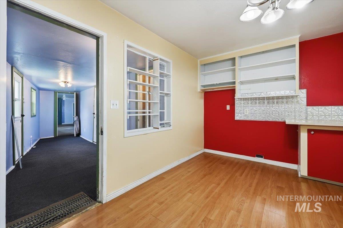 8 N Sunset St, Nampa, Idaho 83651, 3 Bedrooms, 2 Bathrooms, Residential For Sale, Price $315,000, 98987598