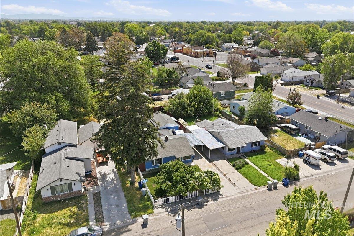 8 N Sunset St, Nampa, Idaho 83651, 3 Bedrooms, 2 Bathrooms, Residential For Sale, Price $315,000, 98987598