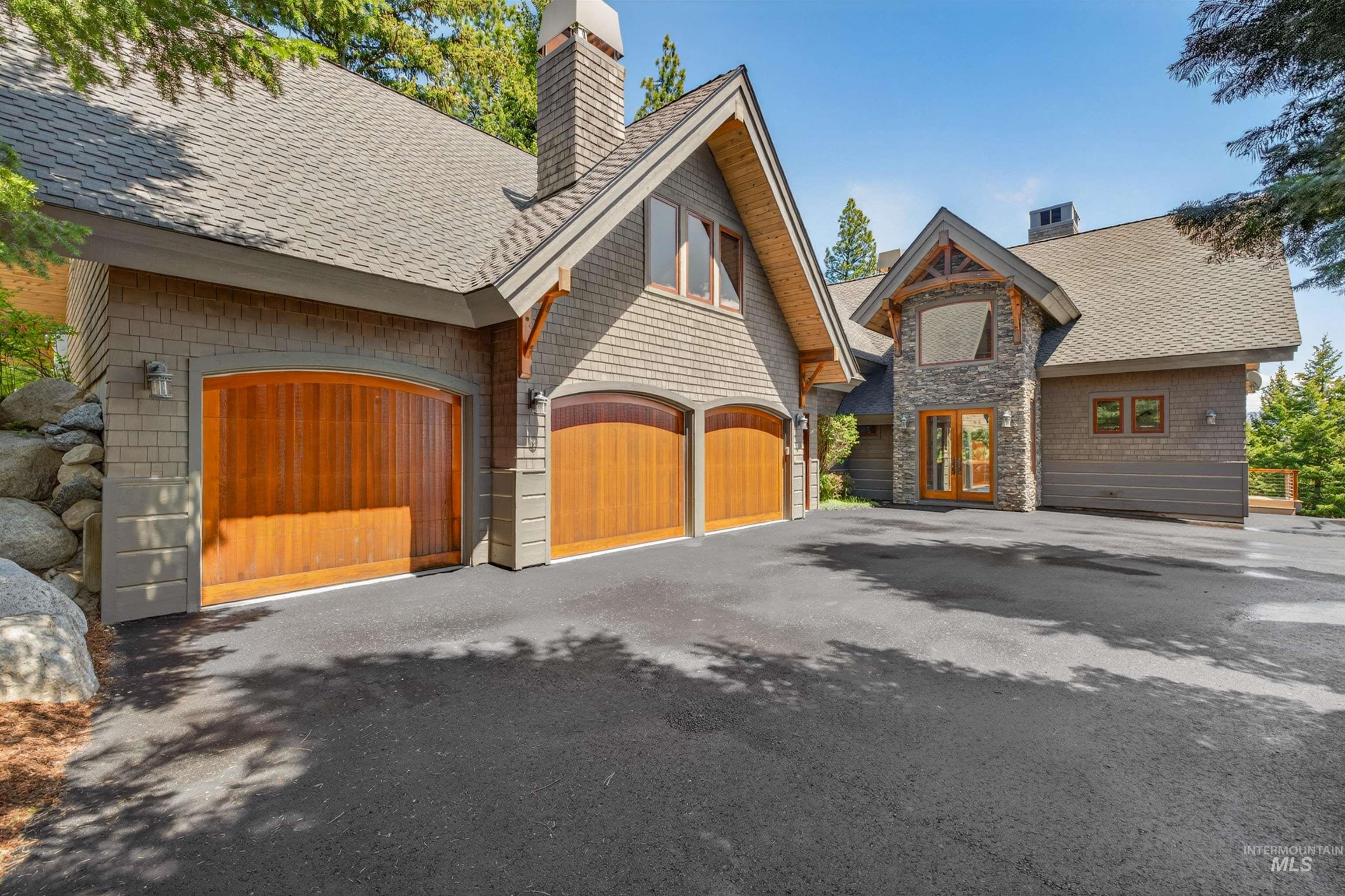 1642 Lakeridge Drive, McCall, Idaho 83638, 4 Bedrooms, 4 Bathrooms, Residential For Sale, Price $2,500,000, 98987599