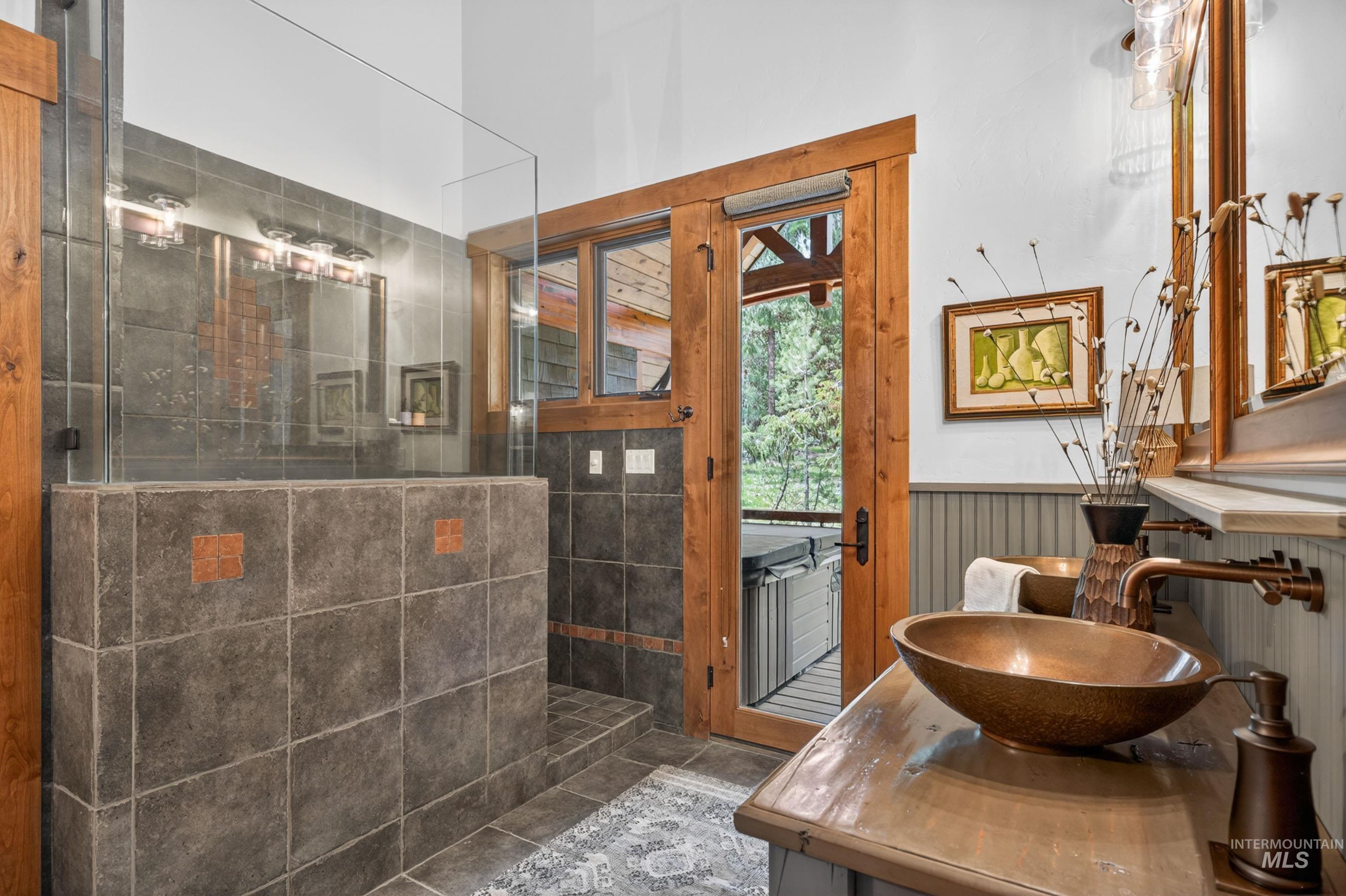 1642 Lakeridge Drive, McCall, Idaho 83638, 4 Bedrooms, 4 Bathrooms, Residential For Sale, Price $2,500,000, 98987599