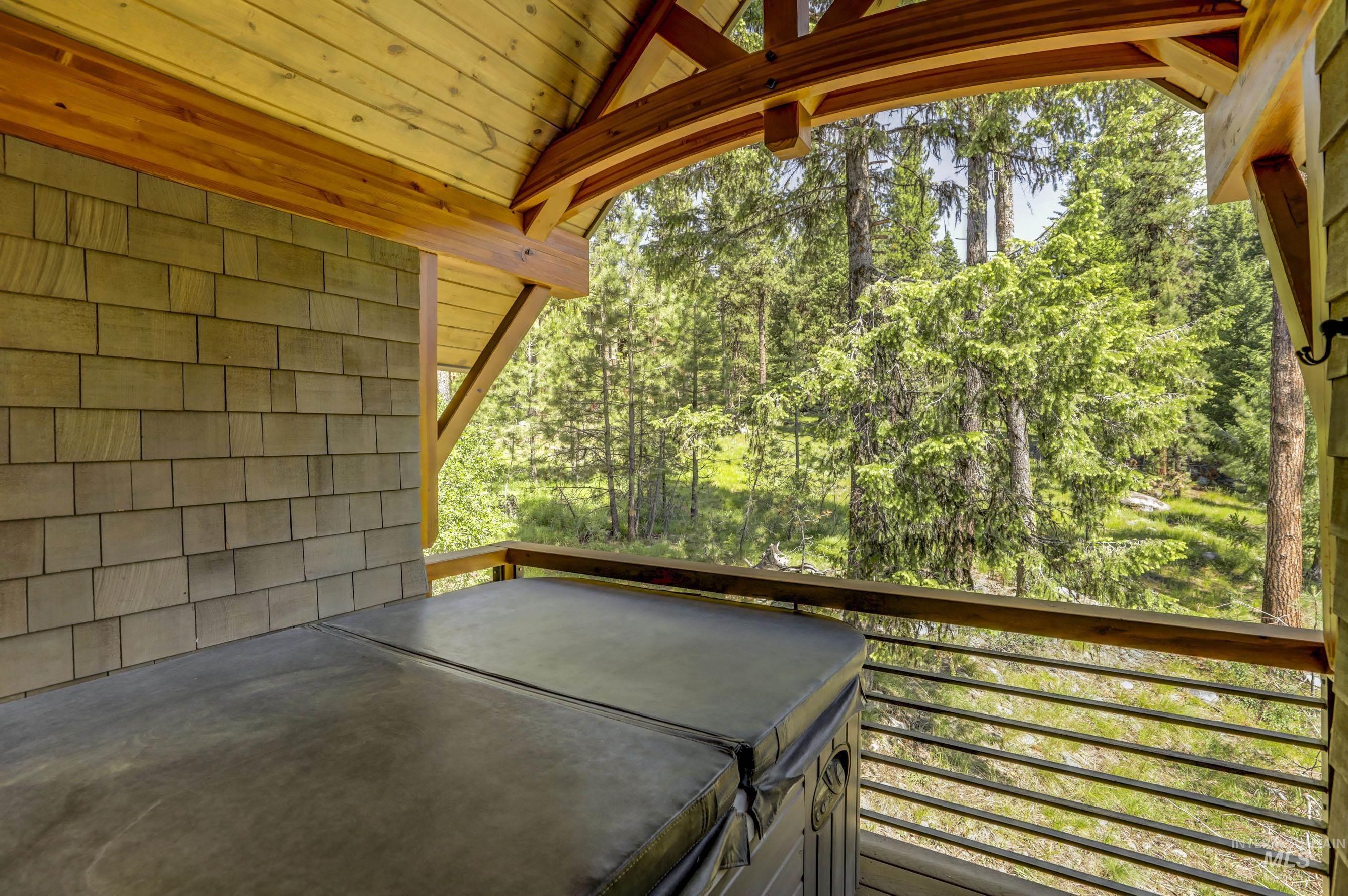 1642 Lakeridge Drive, McCall, Idaho 83638, 4 Bedrooms, 4 Bathrooms, Residential For Sale, Price $2,500,000, 98987599
