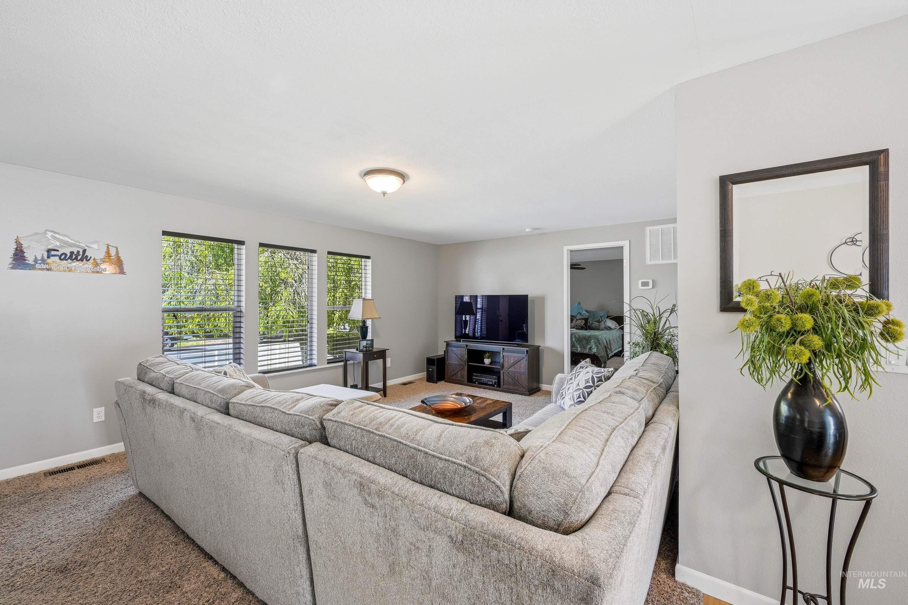 3715 18th Street, Lewiston, Idaho 83501, 3 Bedrooms, 2 Bathrooms, Residential For Sale, Price $385,000, 98987602